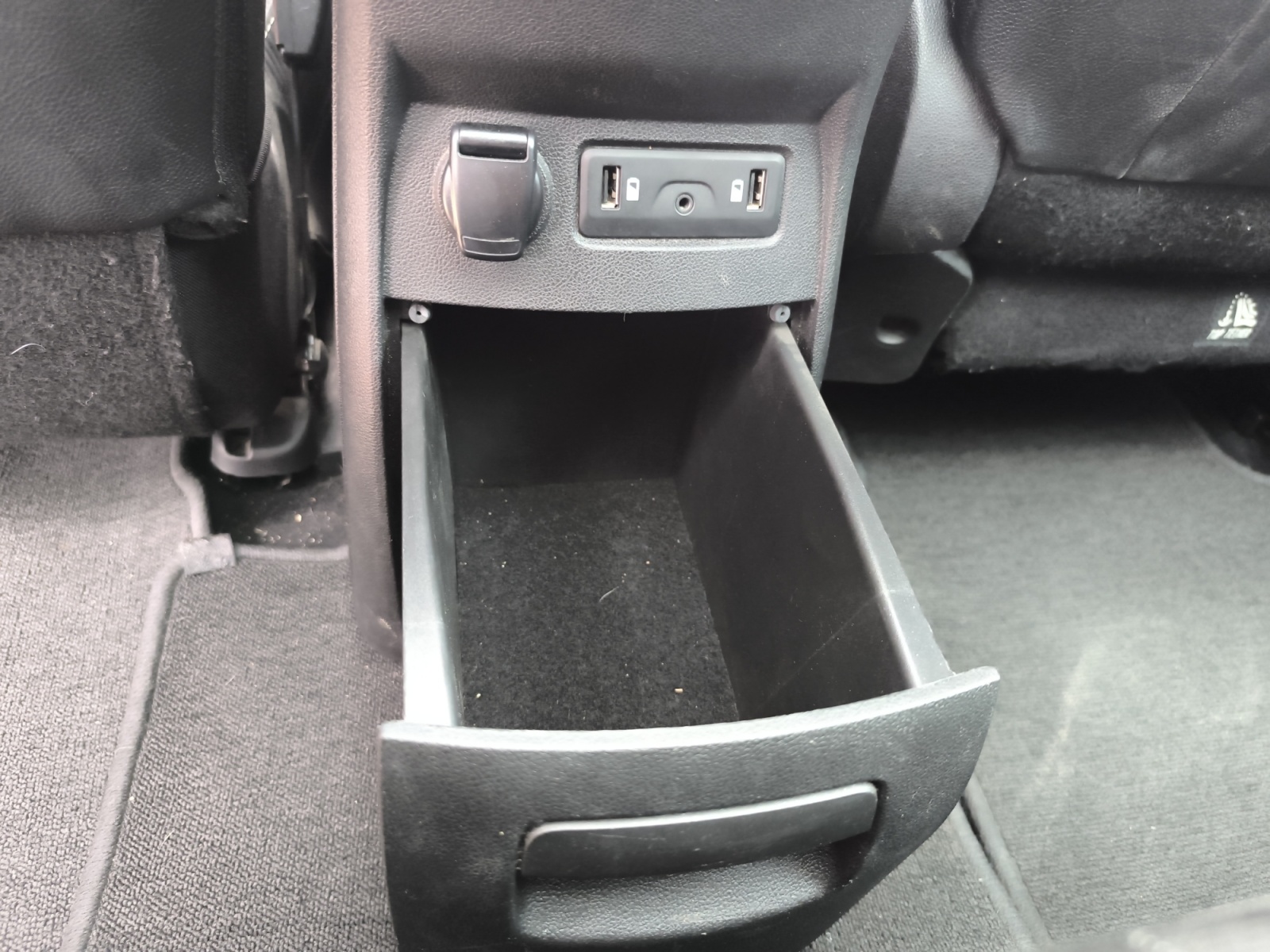 Renault Grand Scenic 32