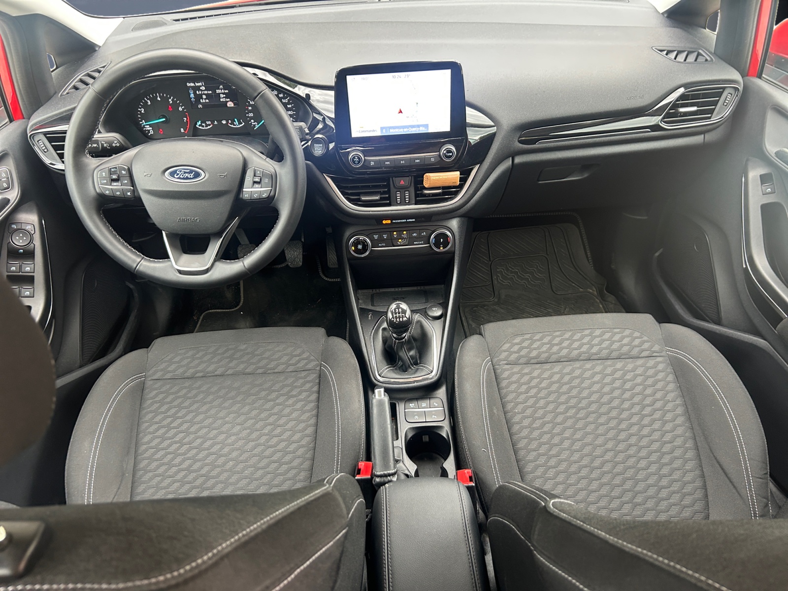 Ford Fiesta 14