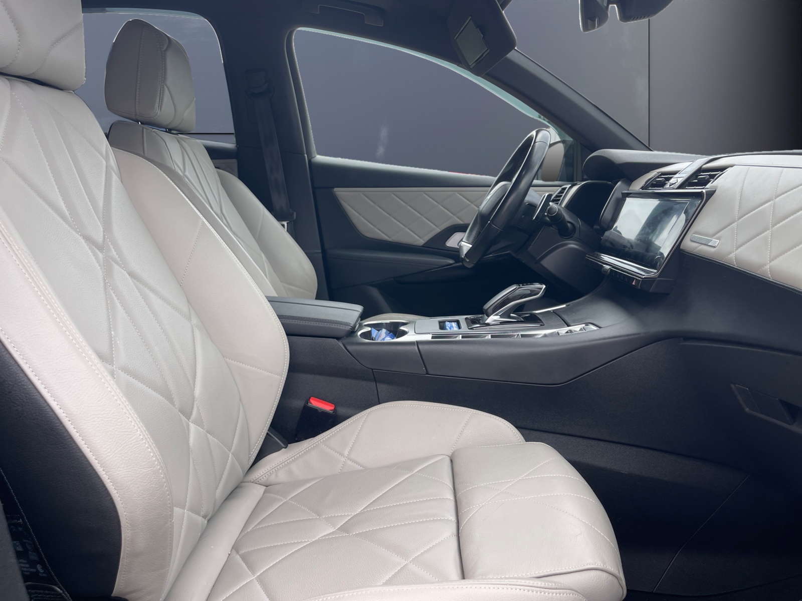 Ds Automobiles Ds 7 13