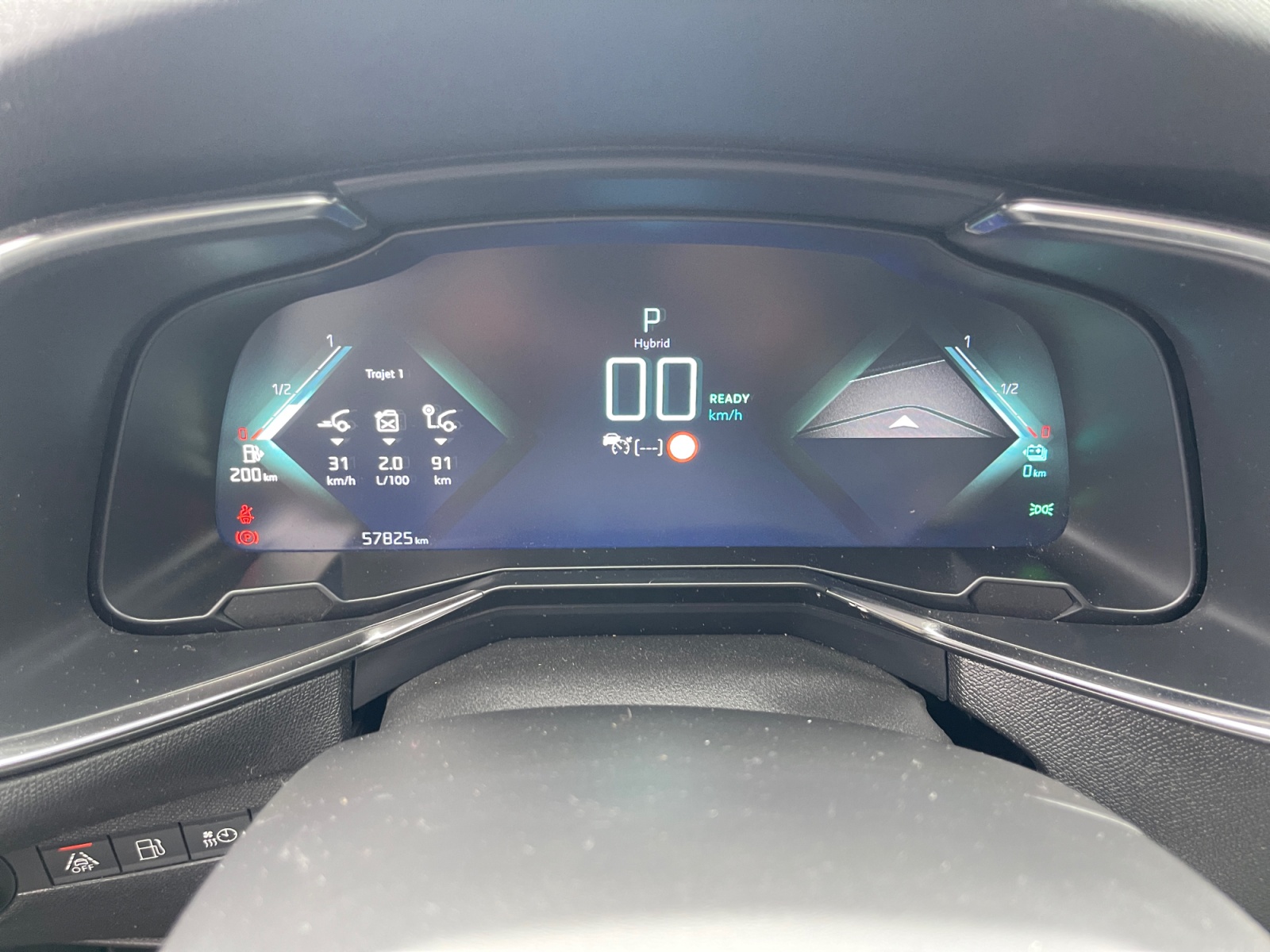 Ds Automobiles Ds 7 16