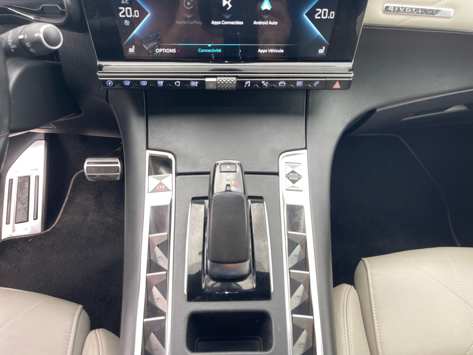 Ds Automobiles Ds 7 23