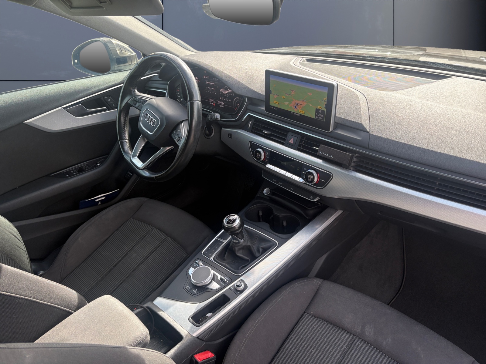 Audi A4 12