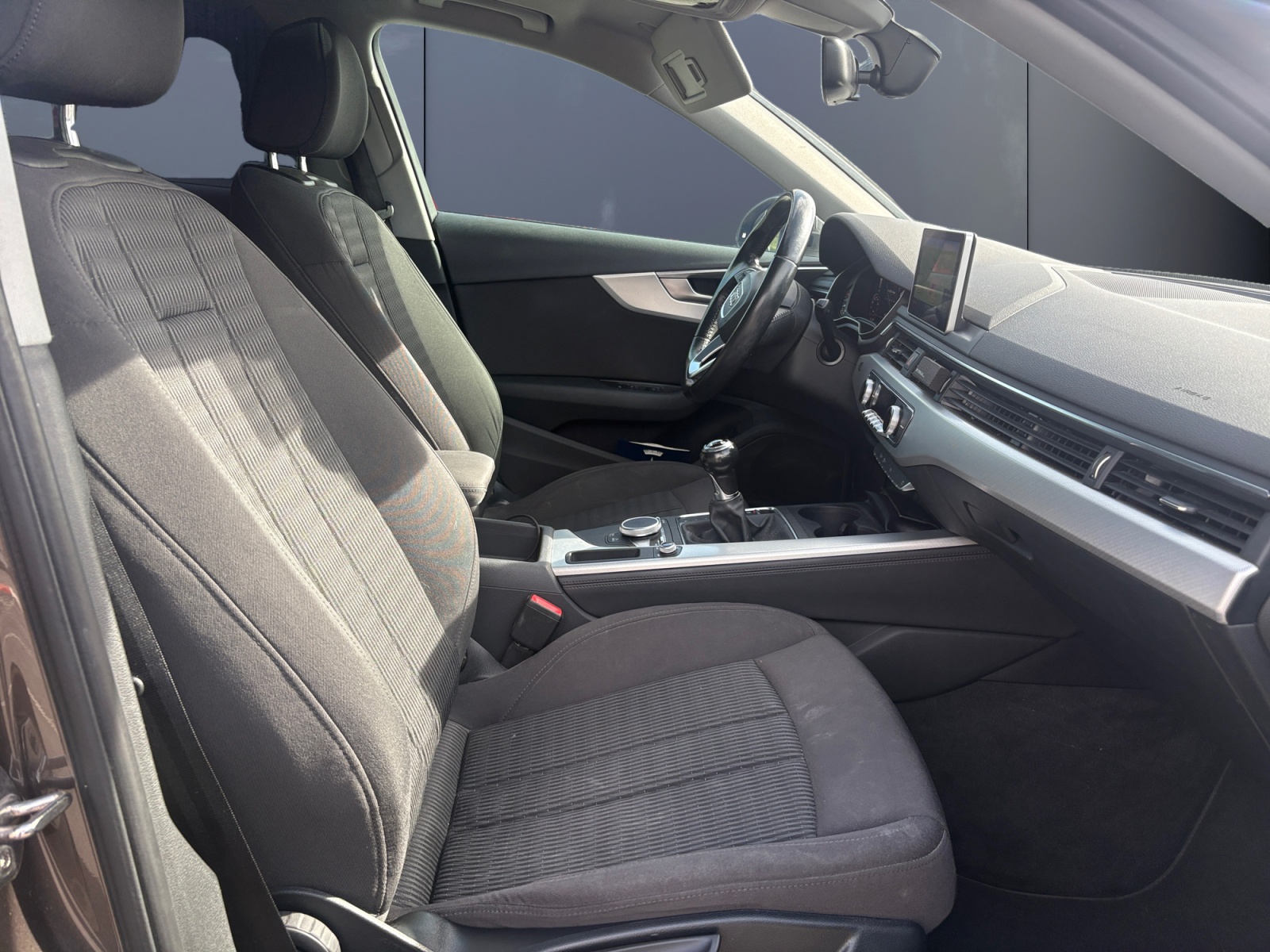 Audi A4 13