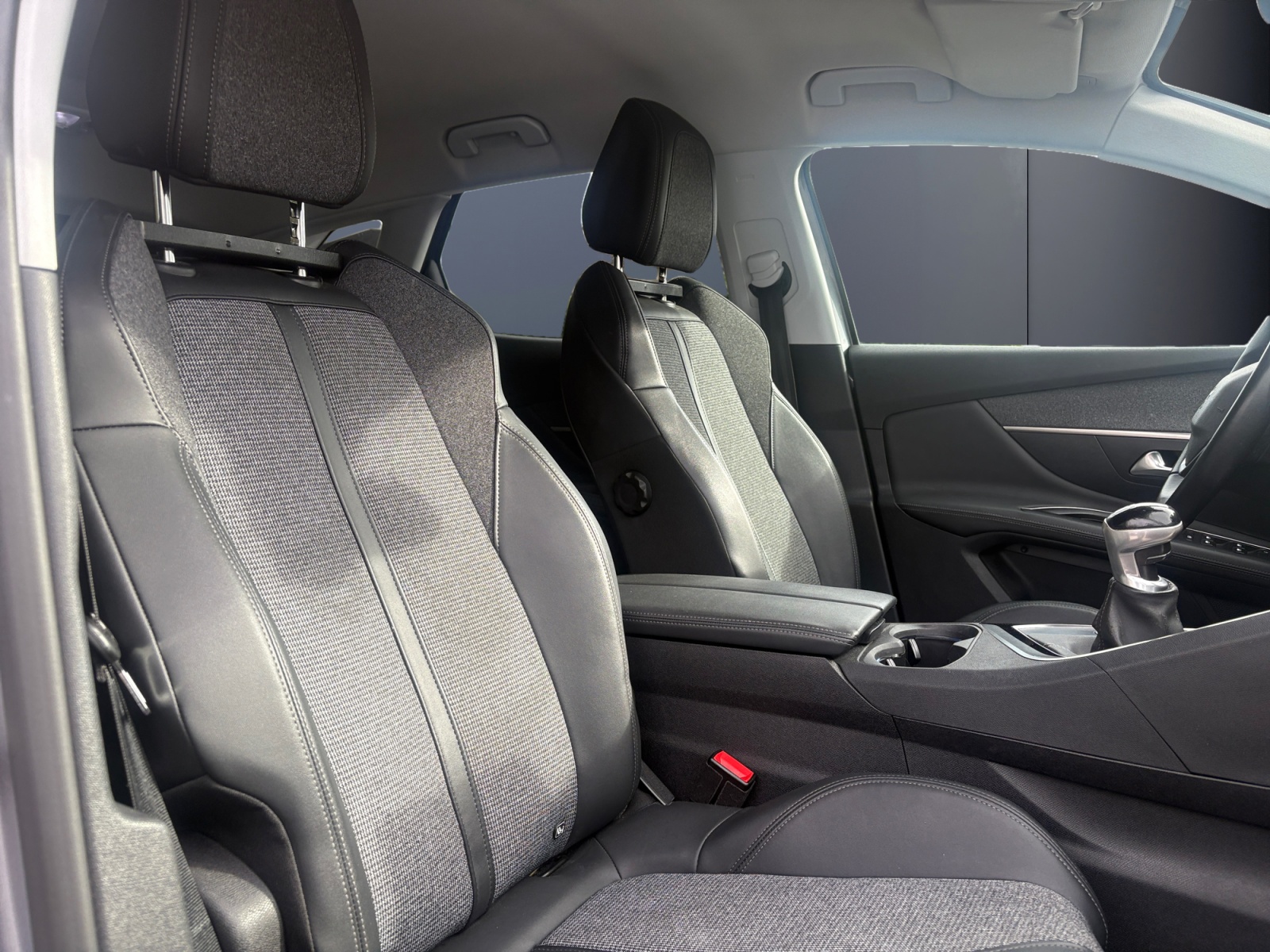 Peugeot 3008 13