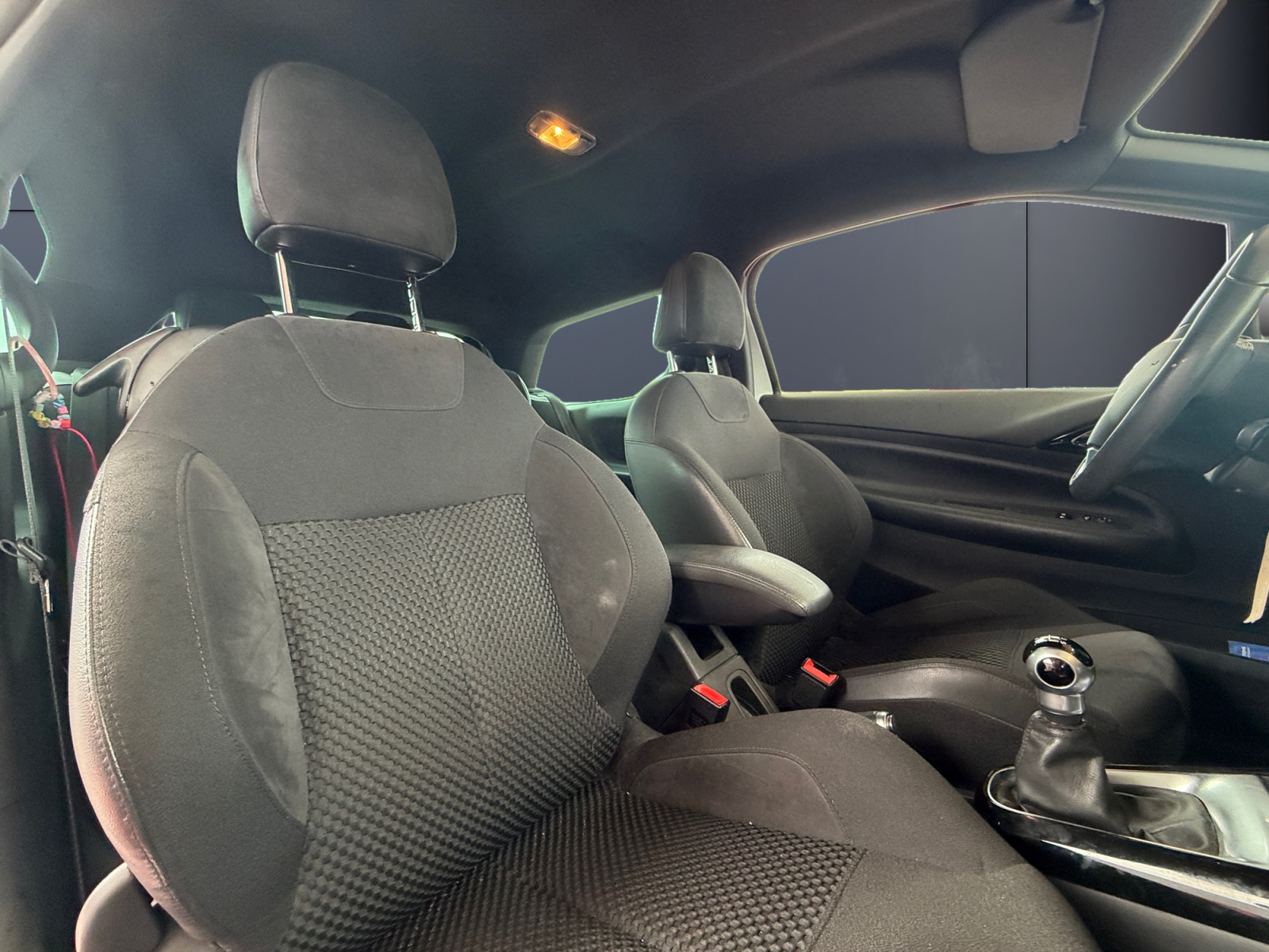 Ds Automobiles Ds3 13