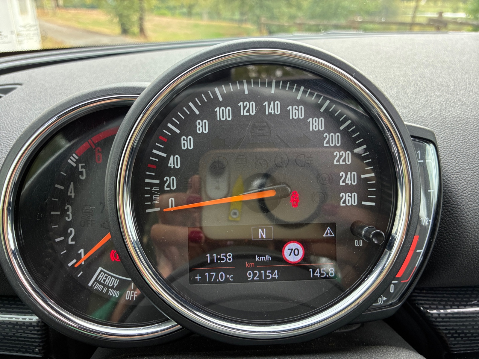 Mini Clubman 16