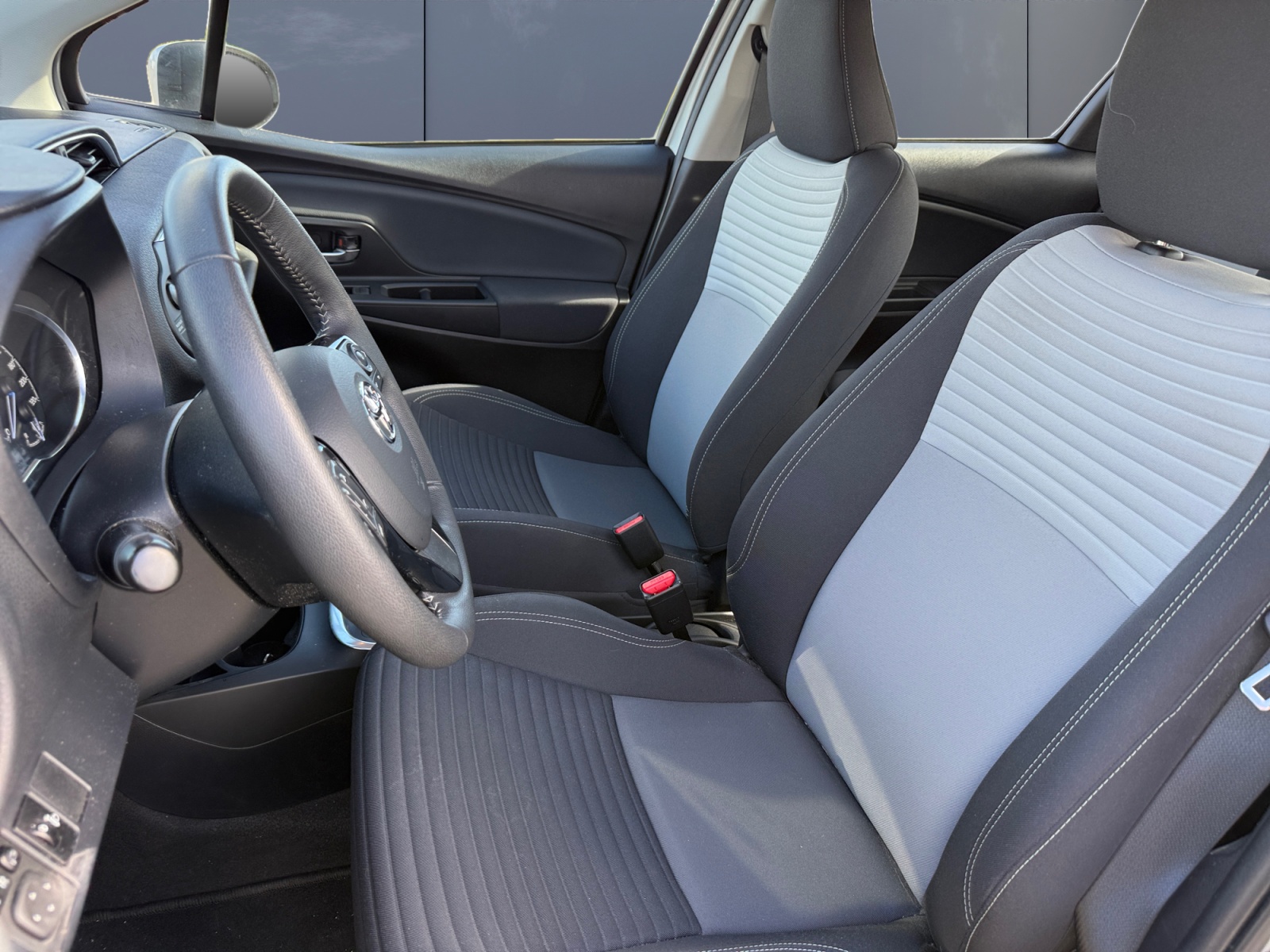 Toyota Yaris 9