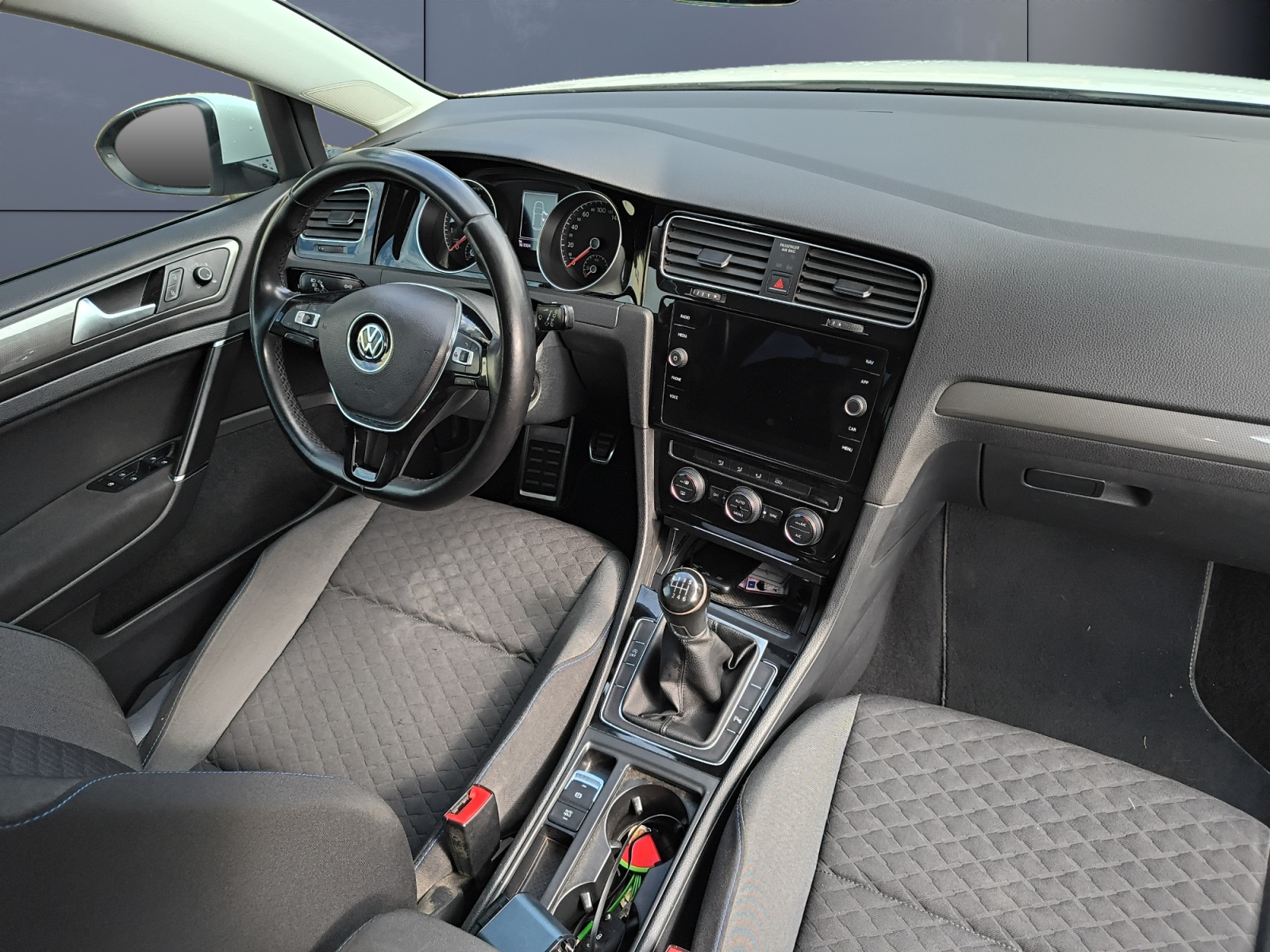 Volkswagen Golf 12