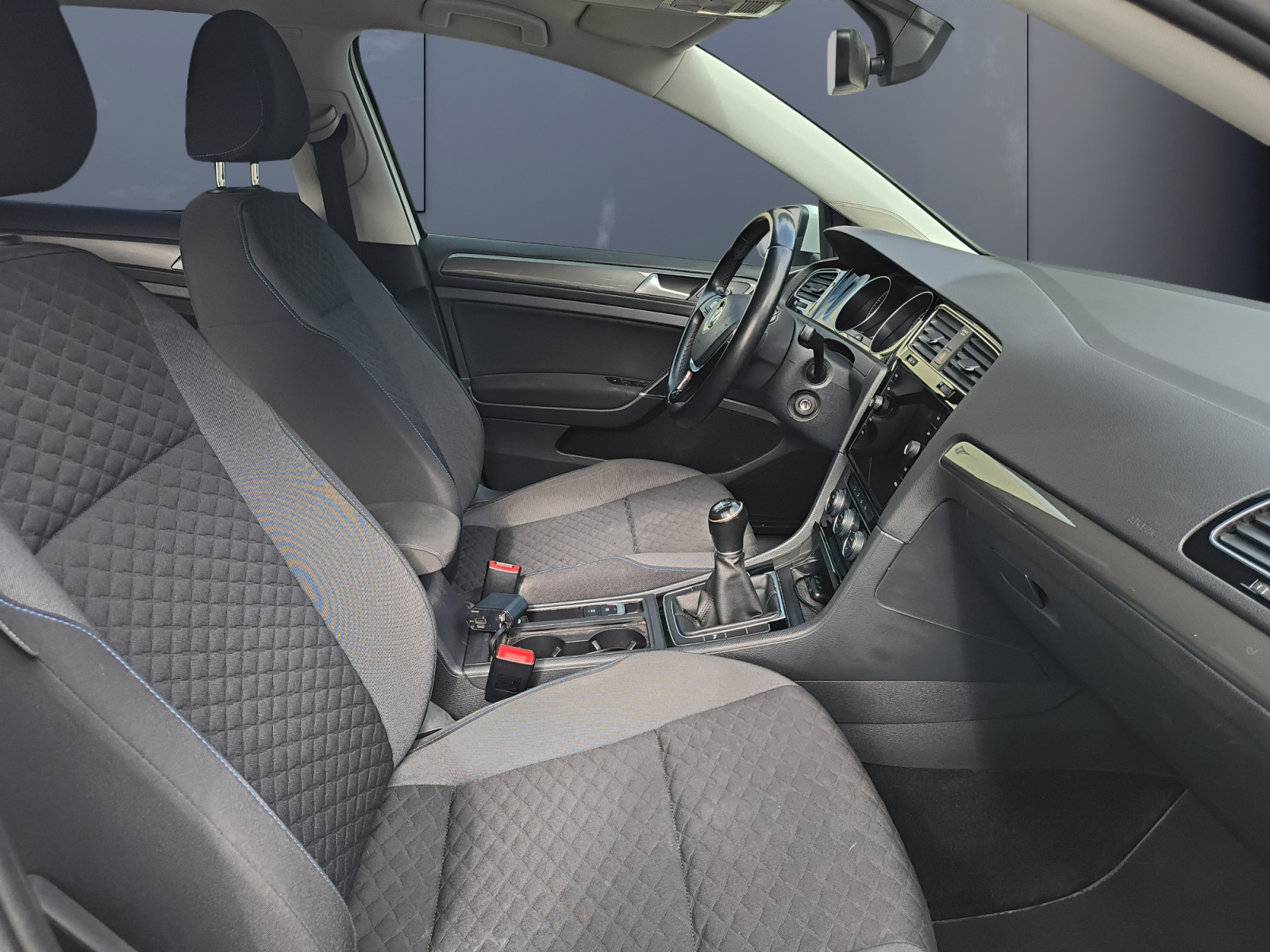 Volkswagen Golf 13