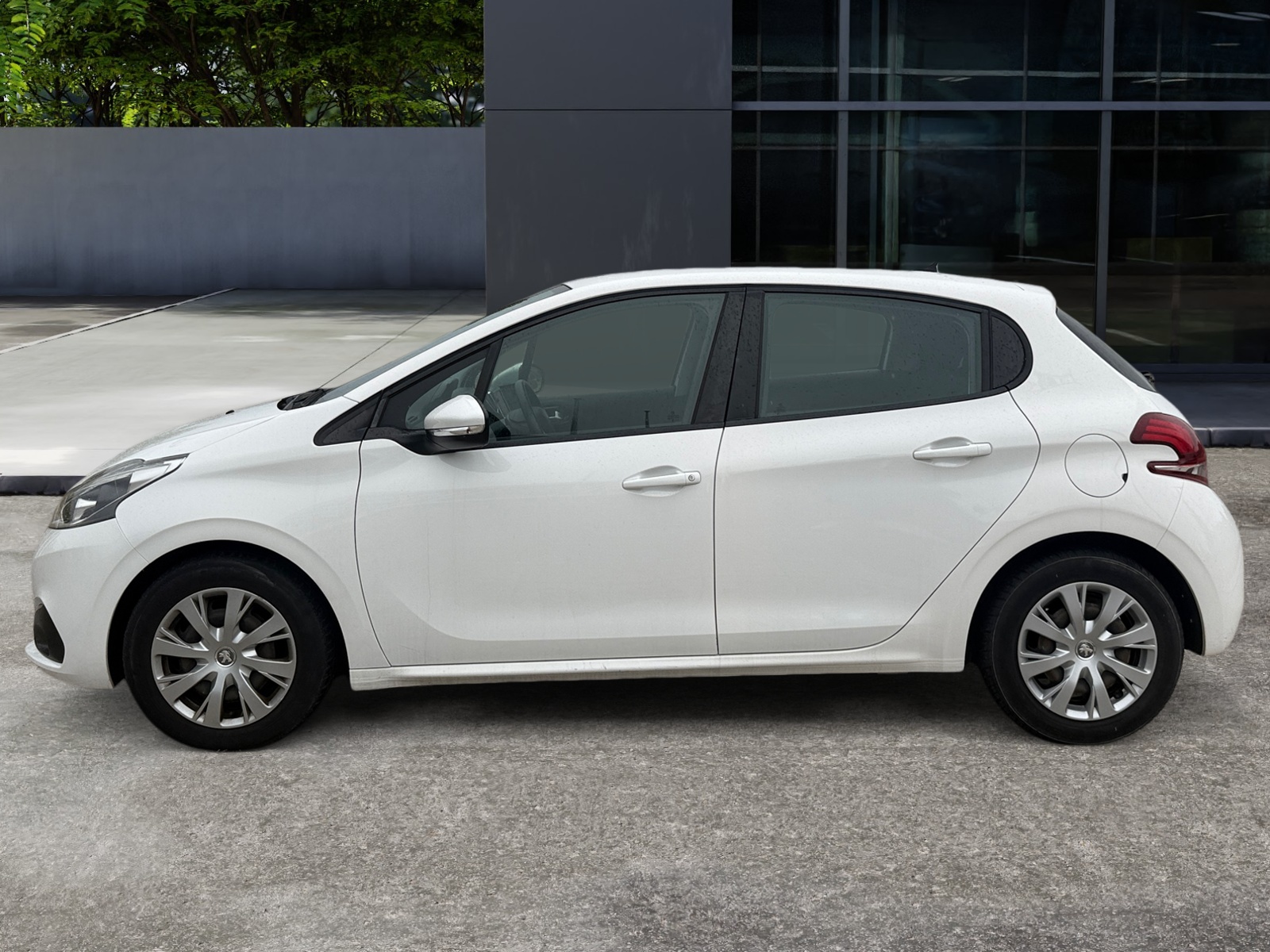 Peugeot 208 1