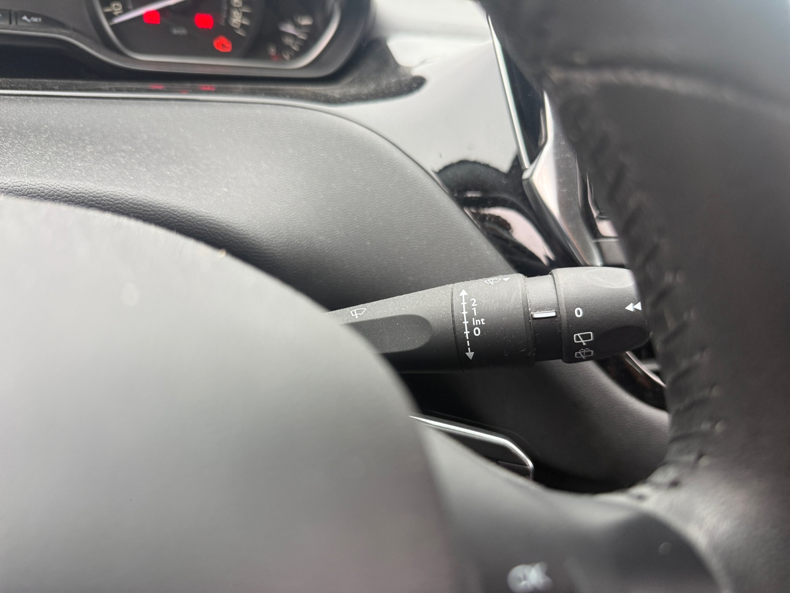 Peugeot 208 21