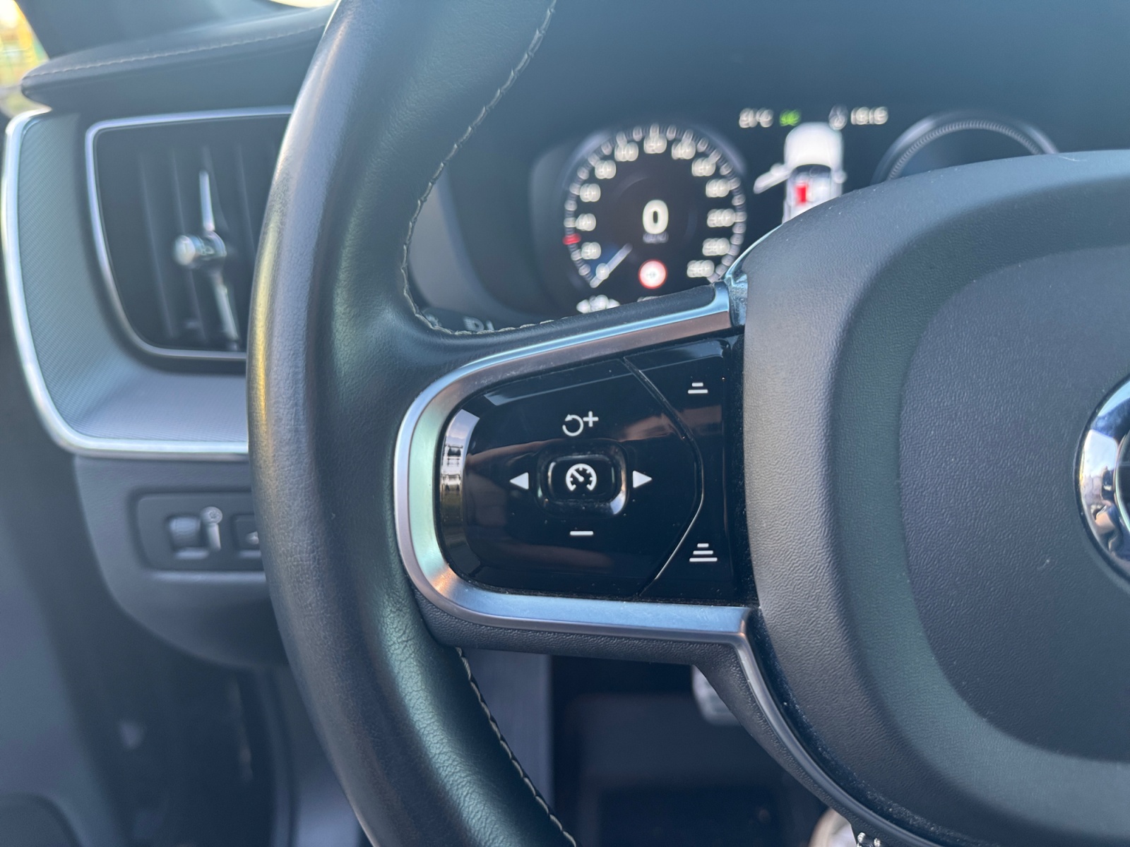 Volvo Xc60 18