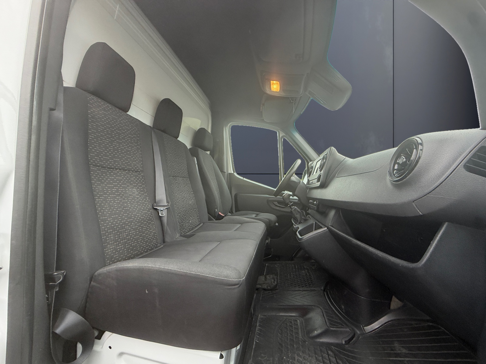 Mercedes-Benz Sprinter Vu 13