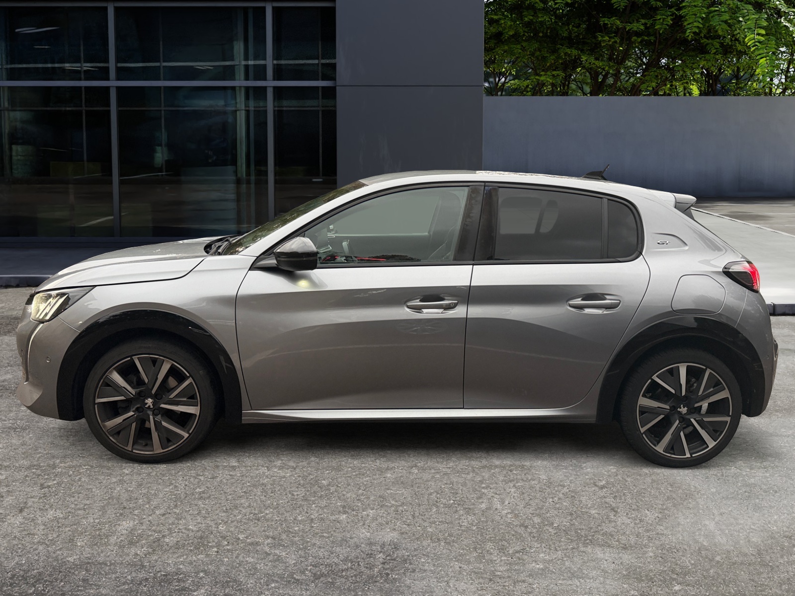 Peugeot 208 1