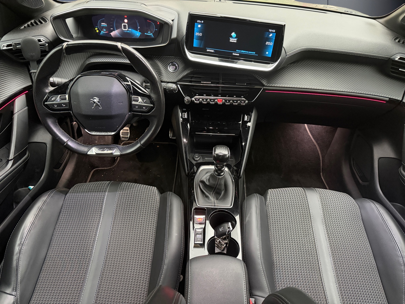 Peugeot 208 14