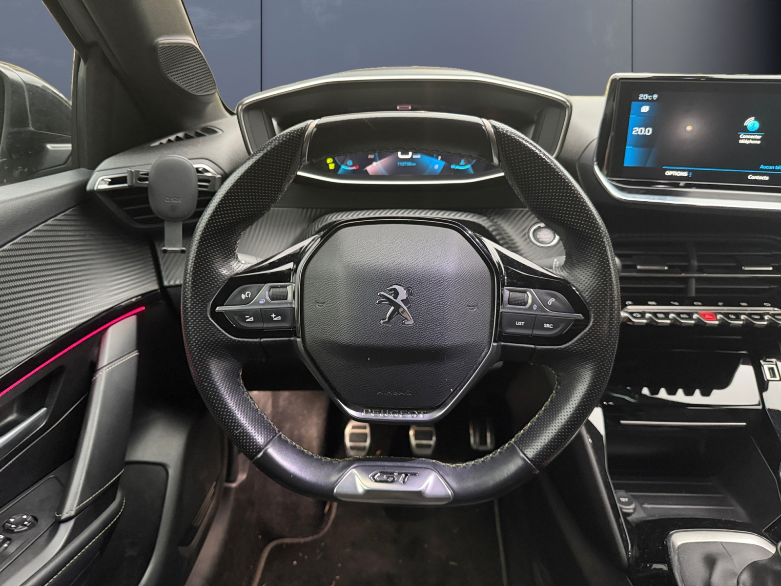 Peugeot 208 15