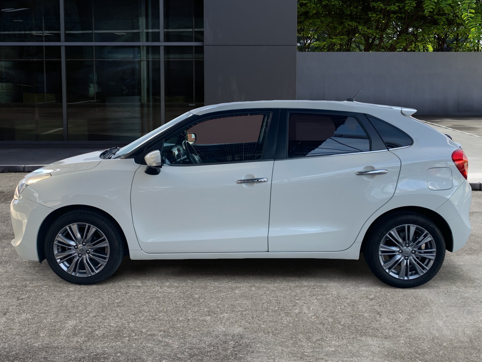 Suzuki Baleno 1