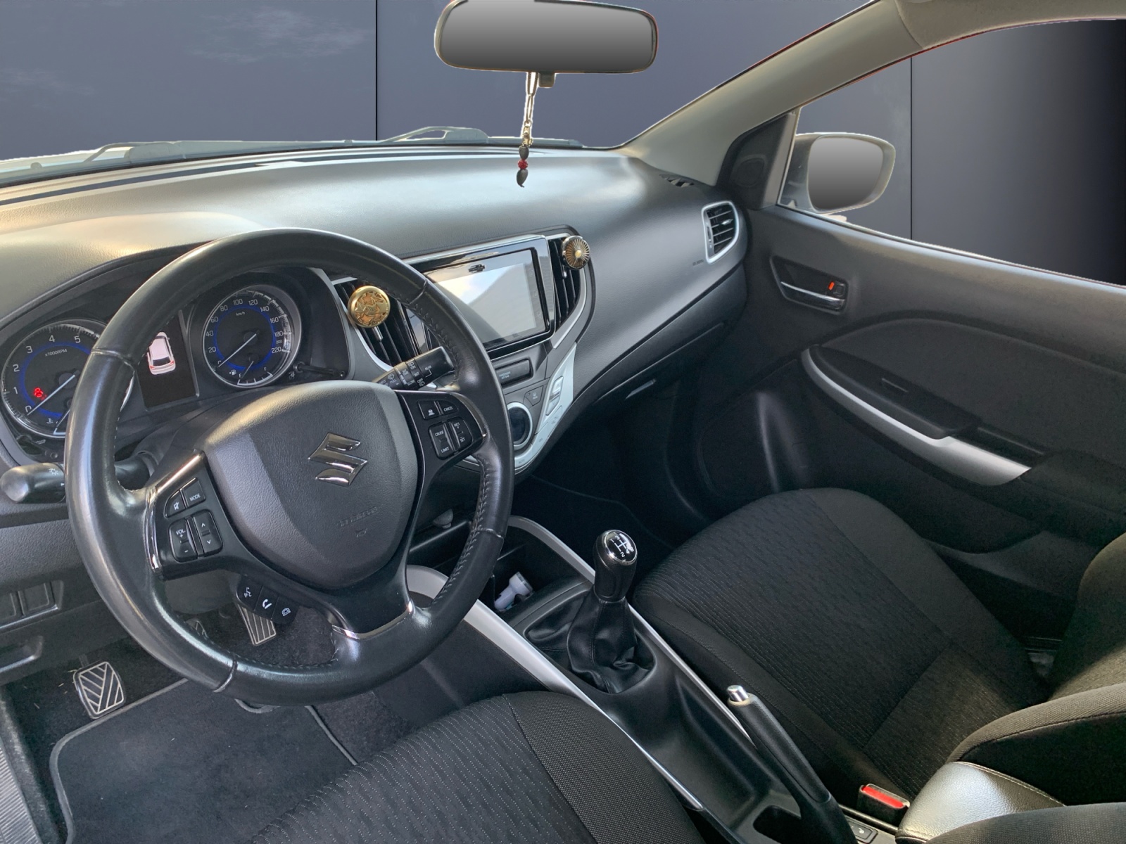 Suzuki Baleno 8
