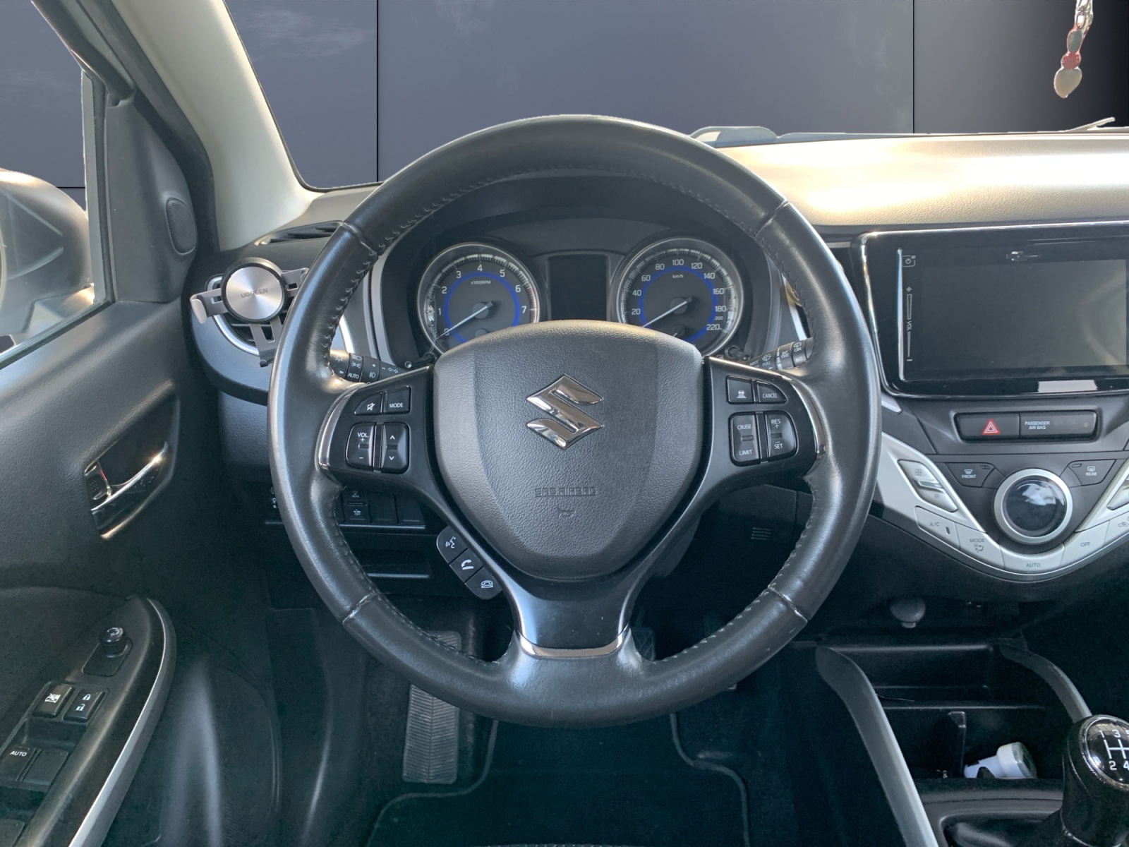 Suzuki Baleno 15