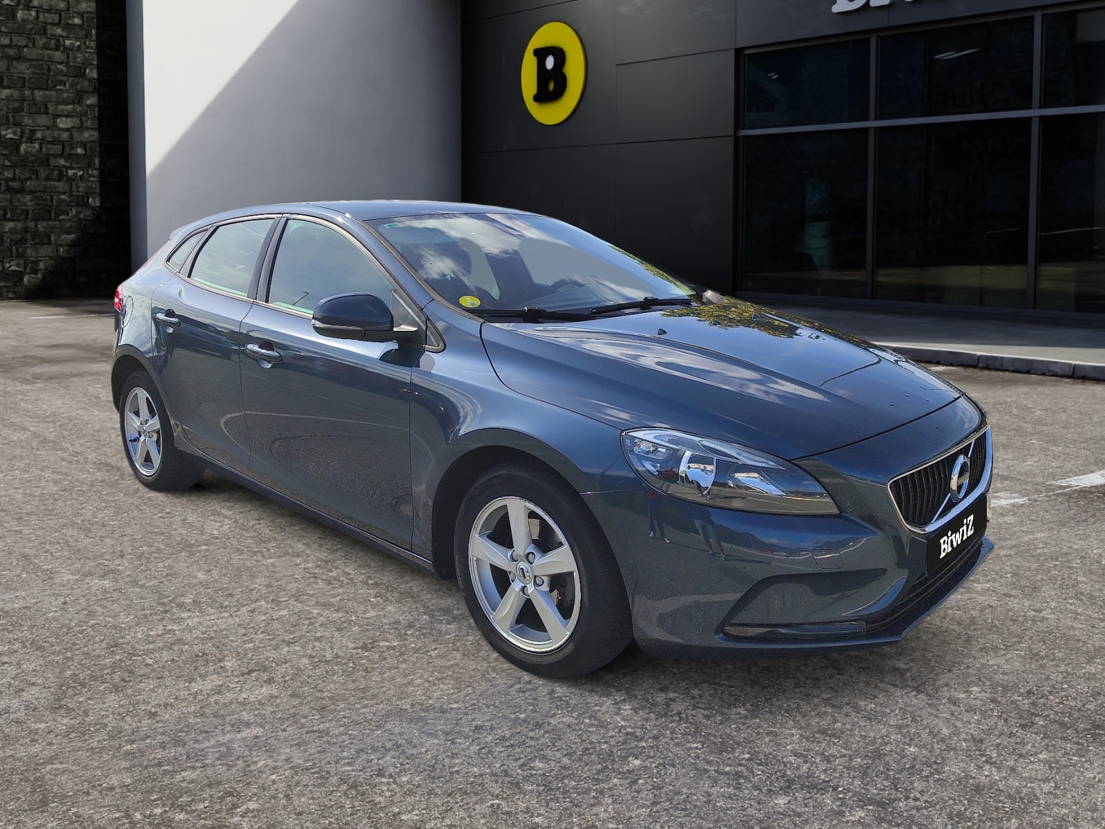 Volvo V40 6