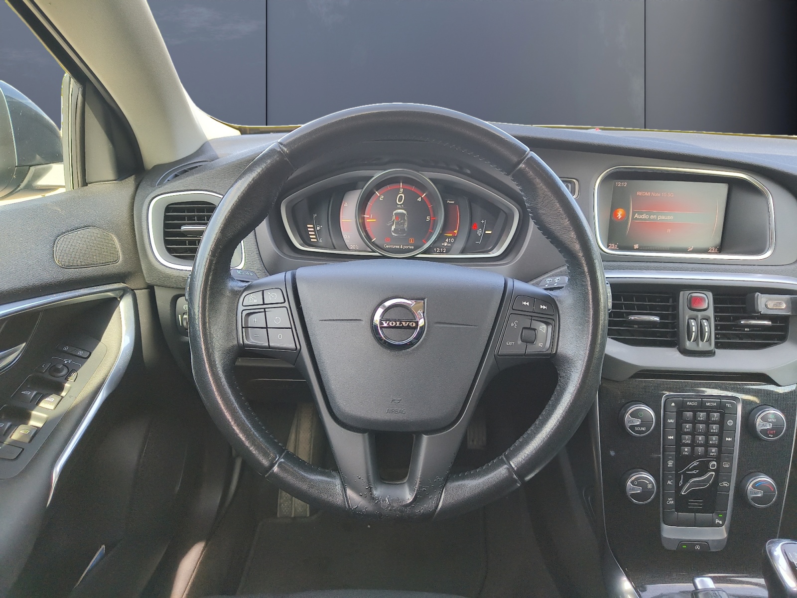 Volvo V40 15