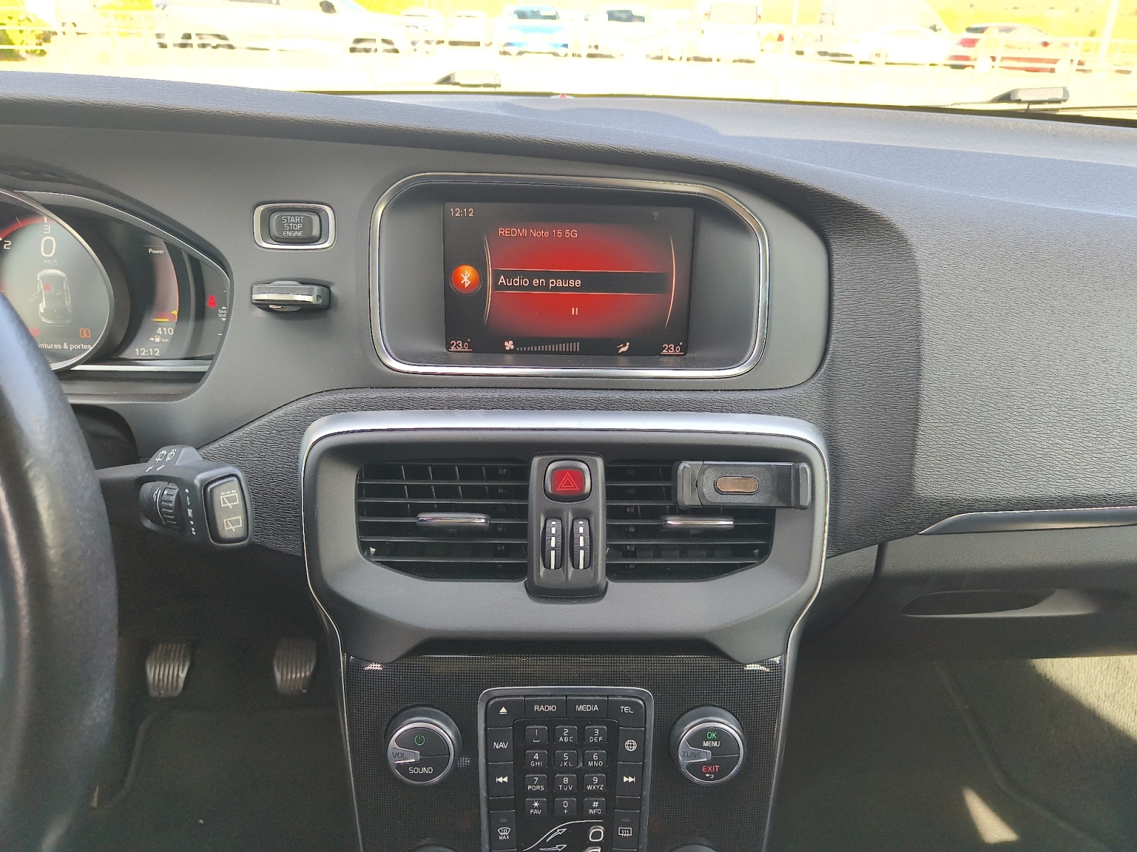 Volvo V40 17