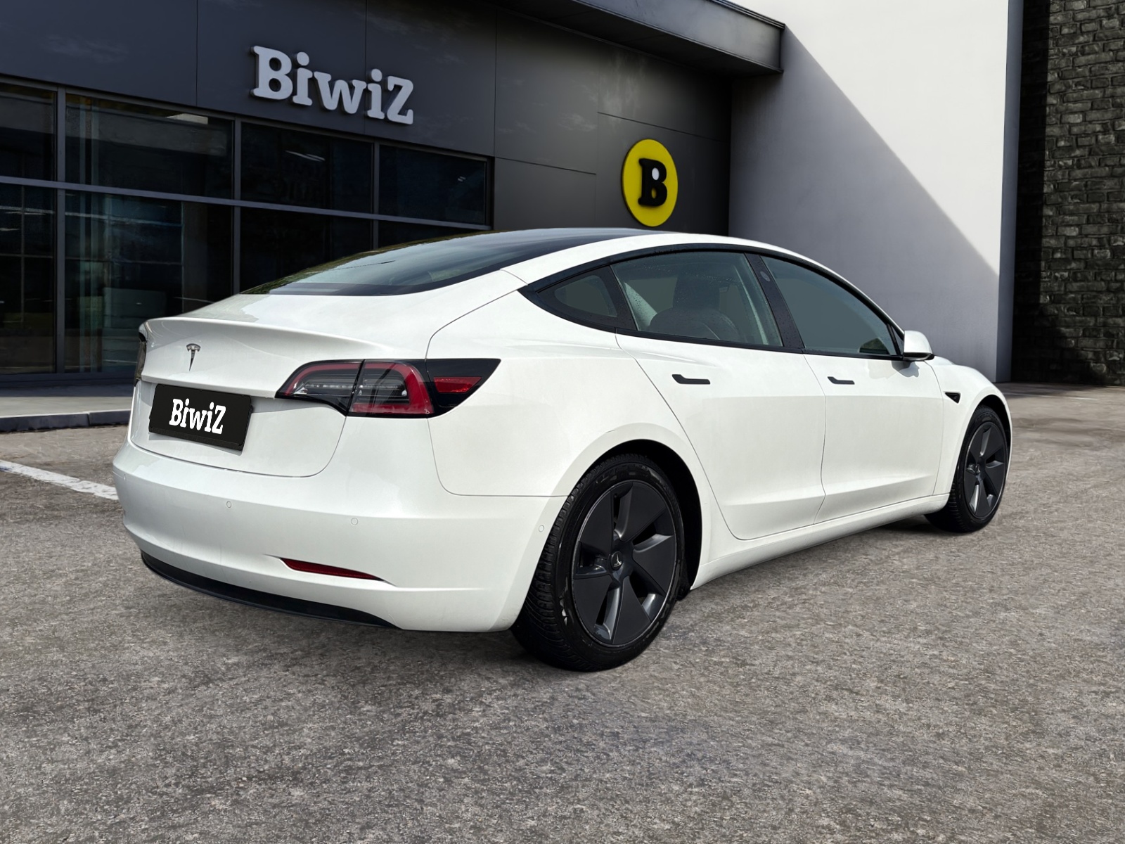 Tesla Model-3 4