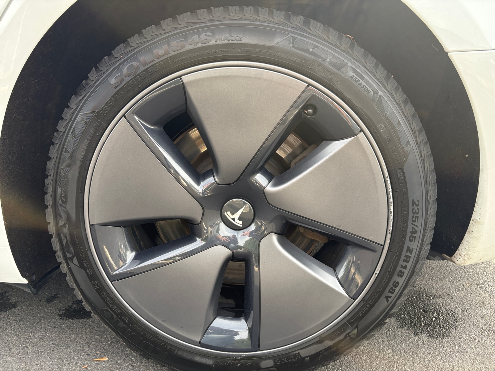 Tesla Model-3 22