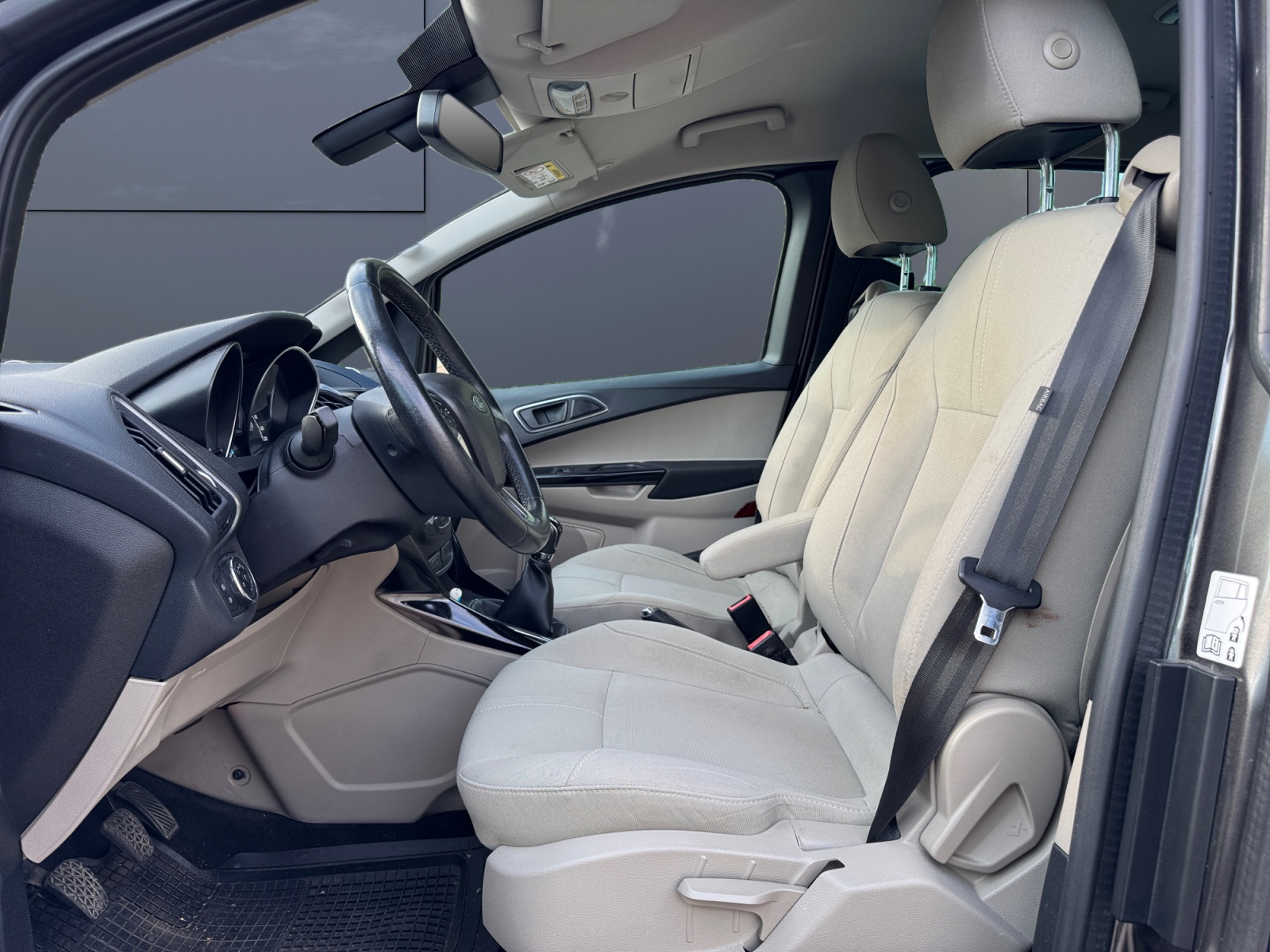 Ford B-Max 9