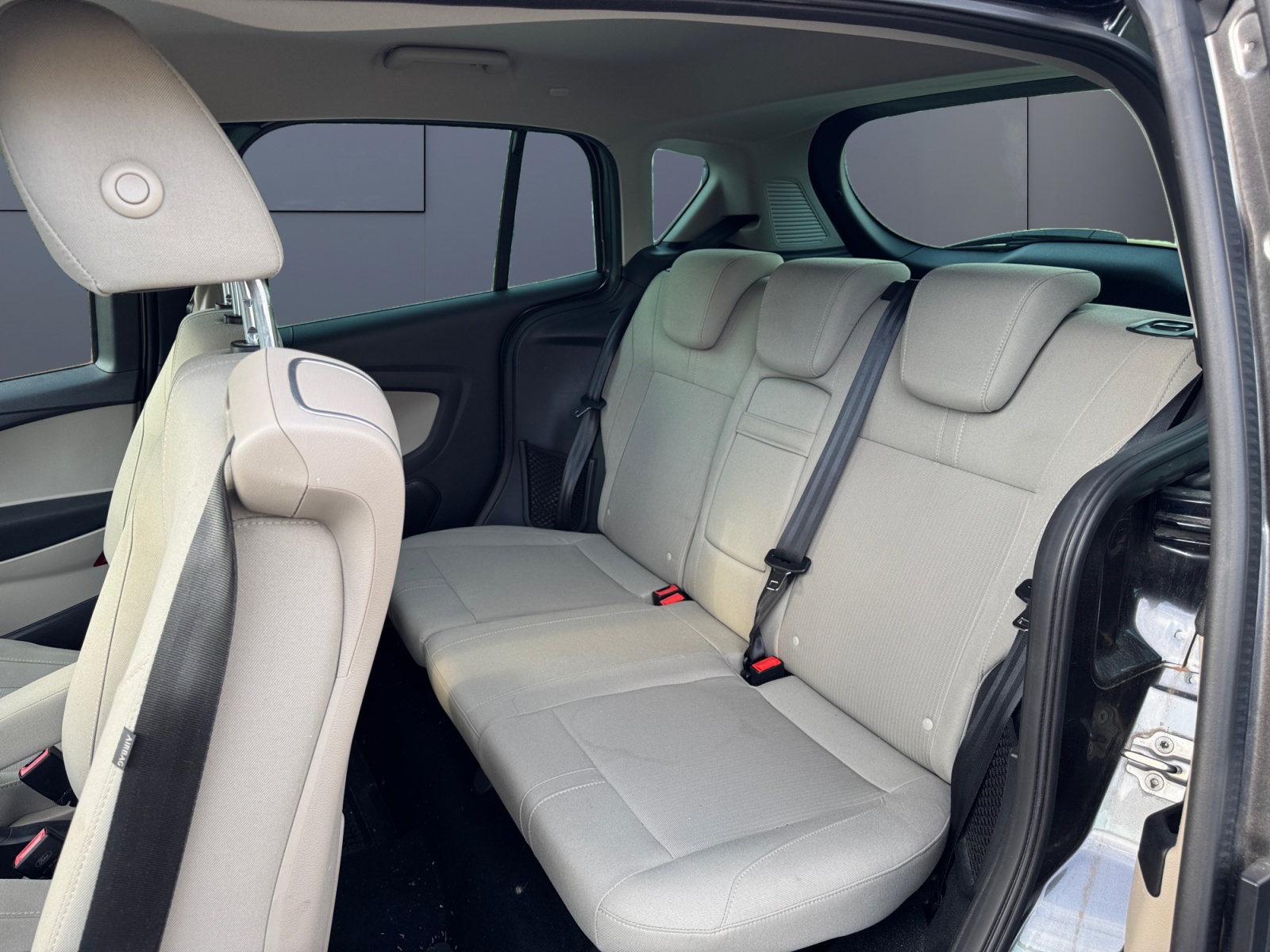Ford B-Max 10