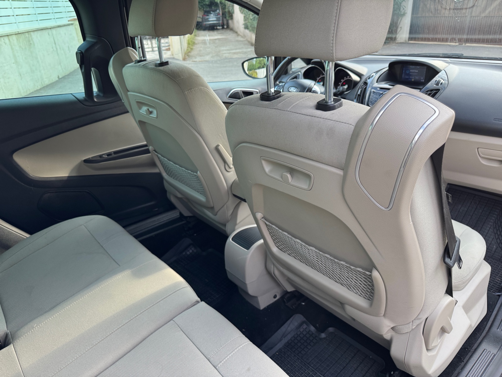 Ford B-Max 23