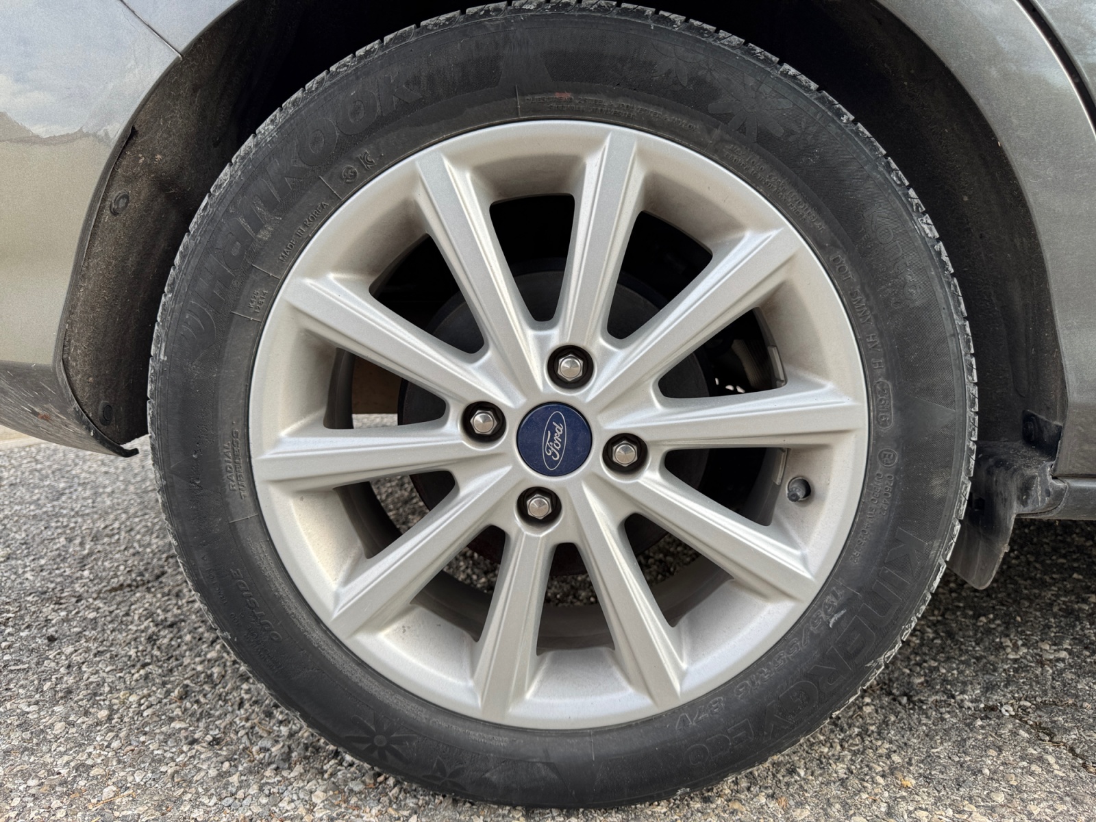Ford B-Max 28