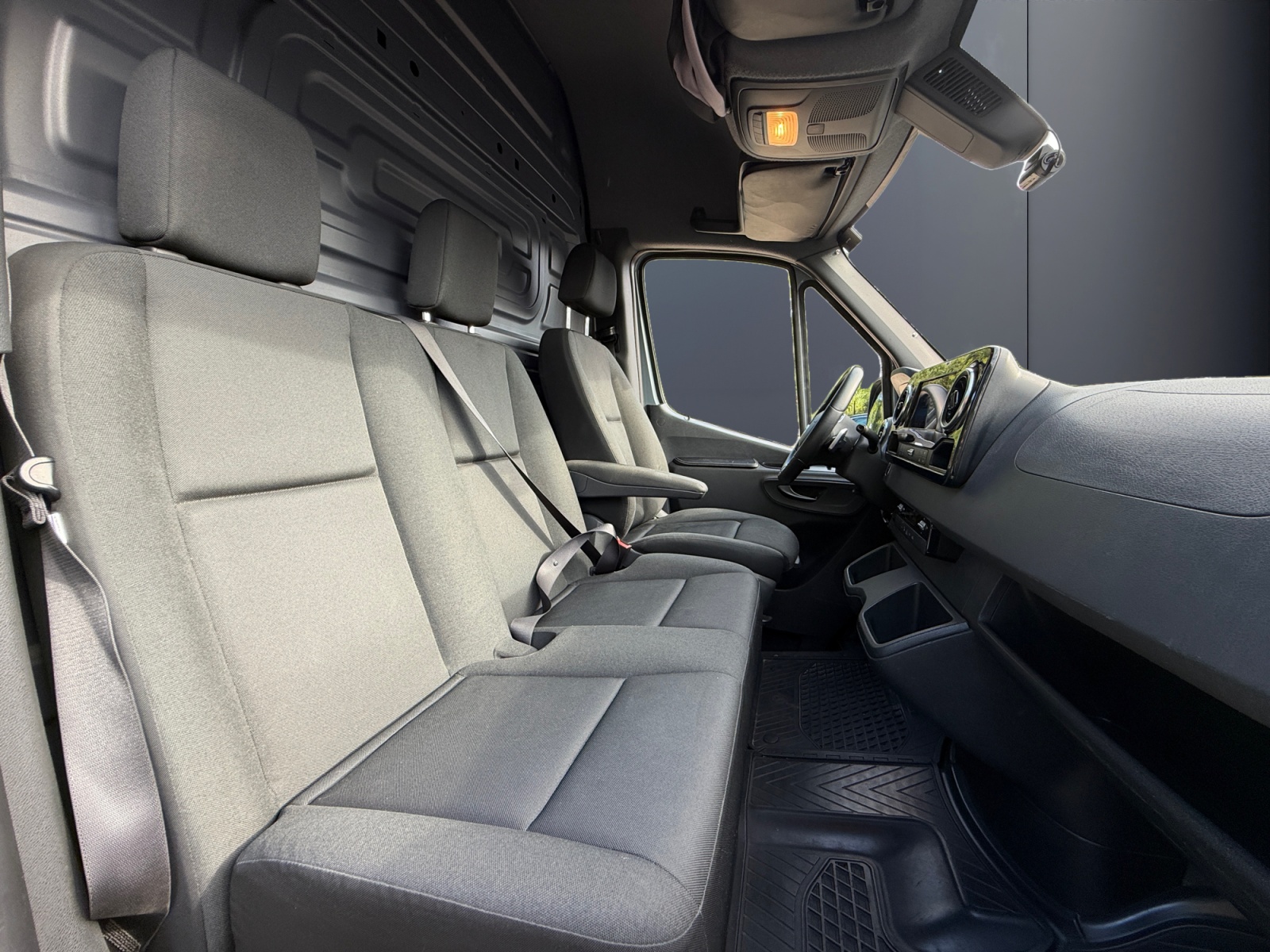Mercedes-Benz Sprinter Vu 13