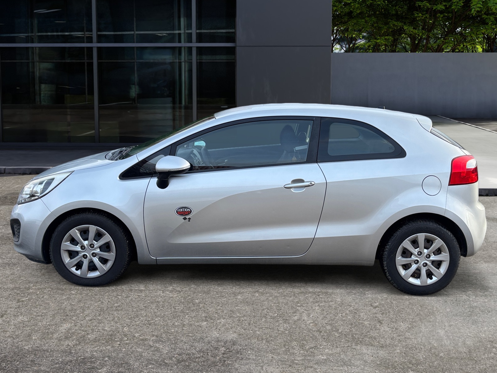 Kia Rio 1