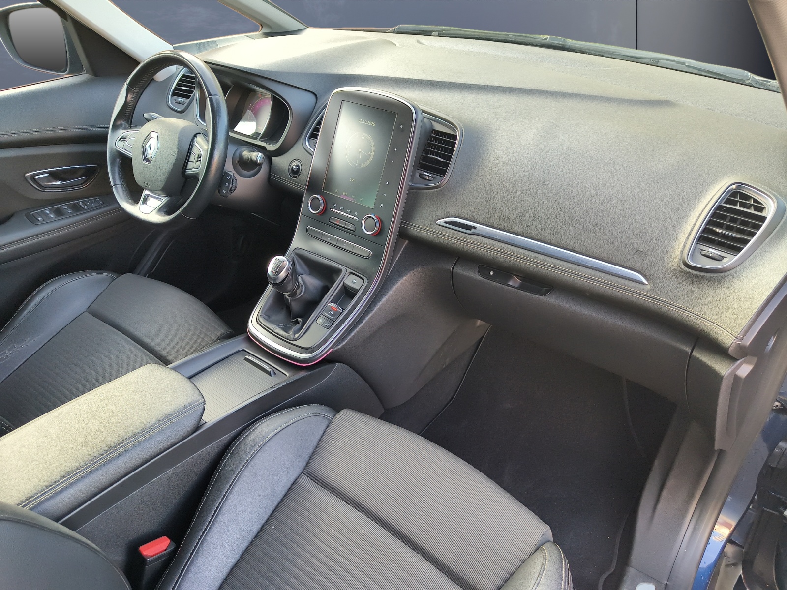 Renault Scenic 8