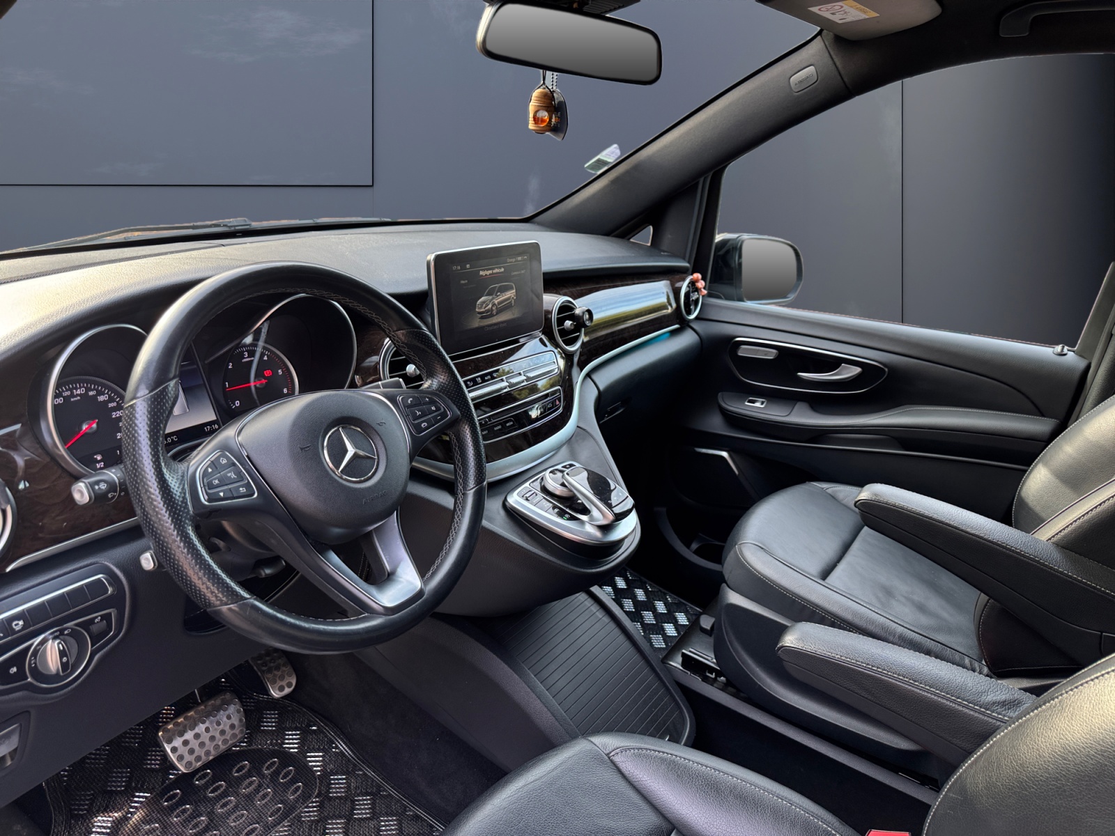 Mercedes-Benz Classe V 8