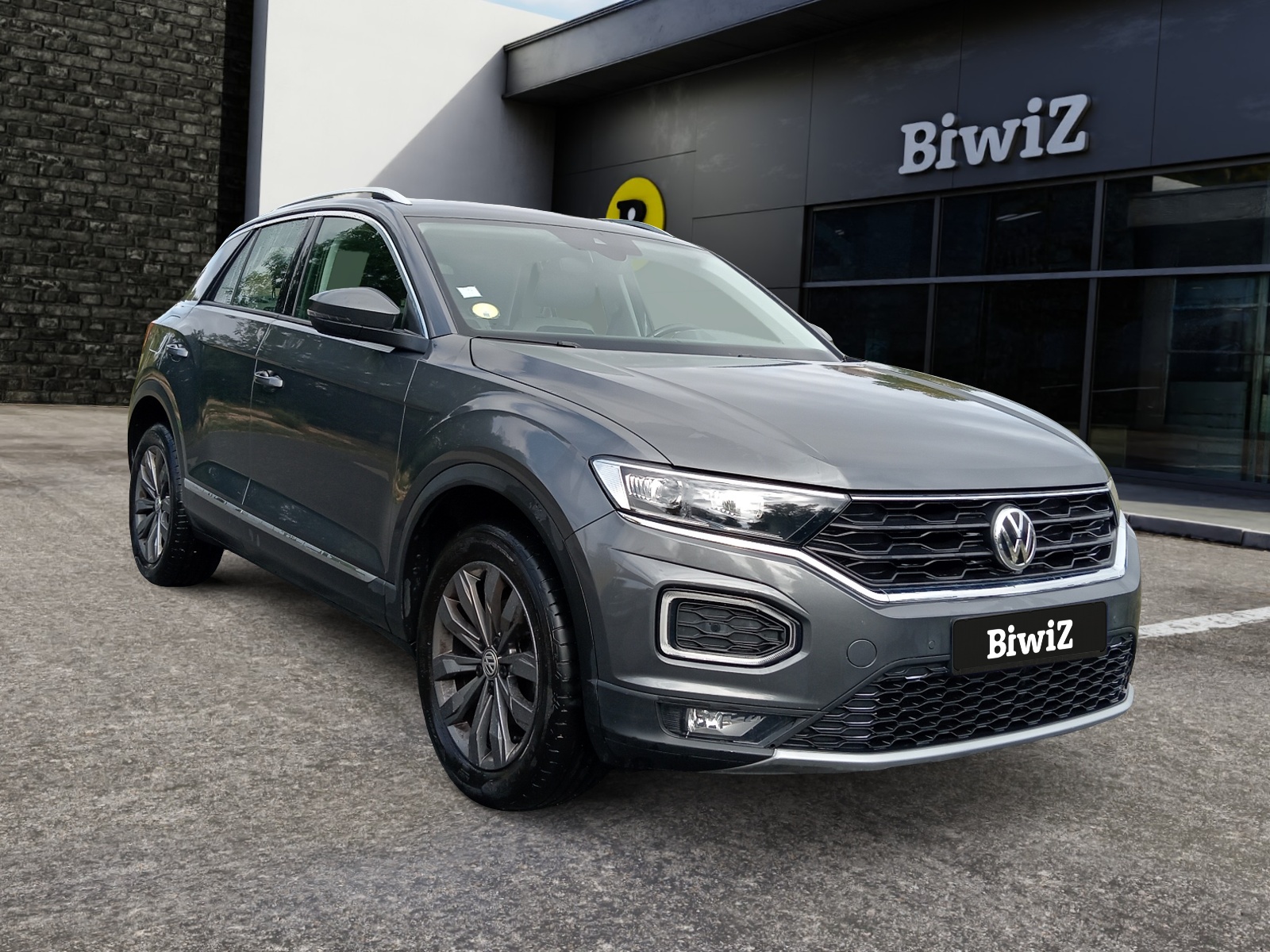 Volkswagen T-Roc 6