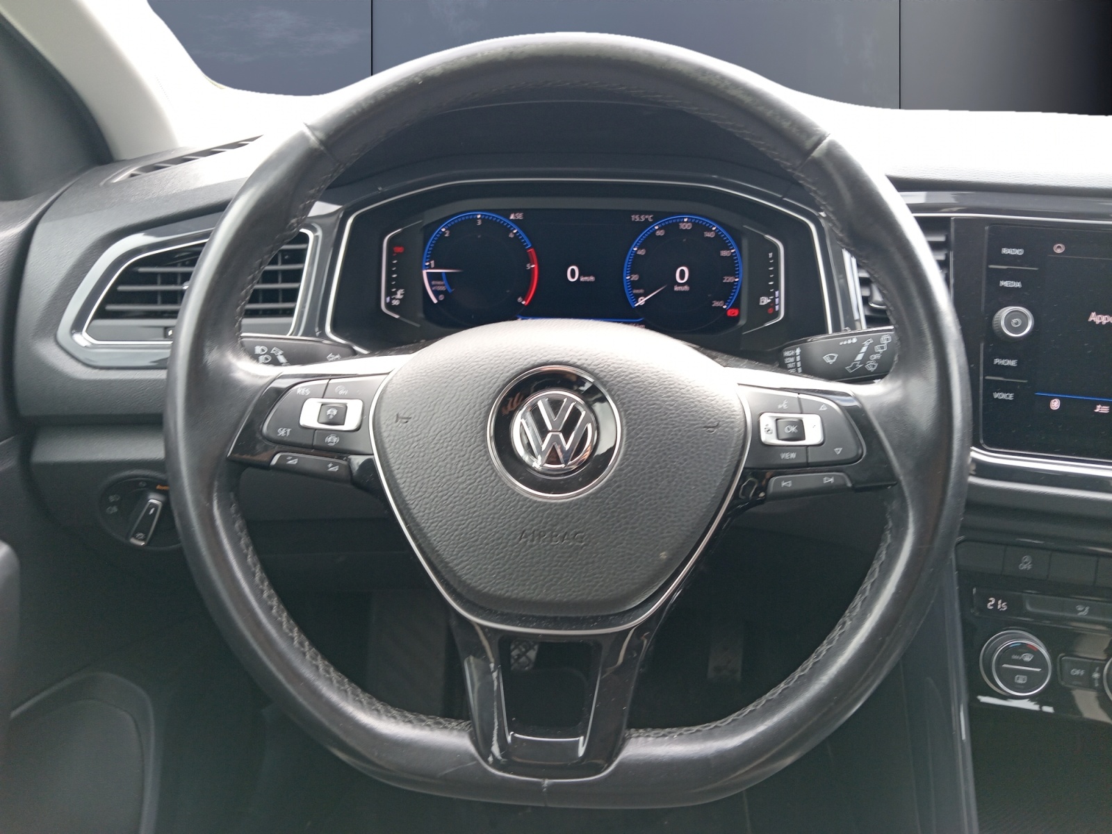 Volkswagen T-Roc 15