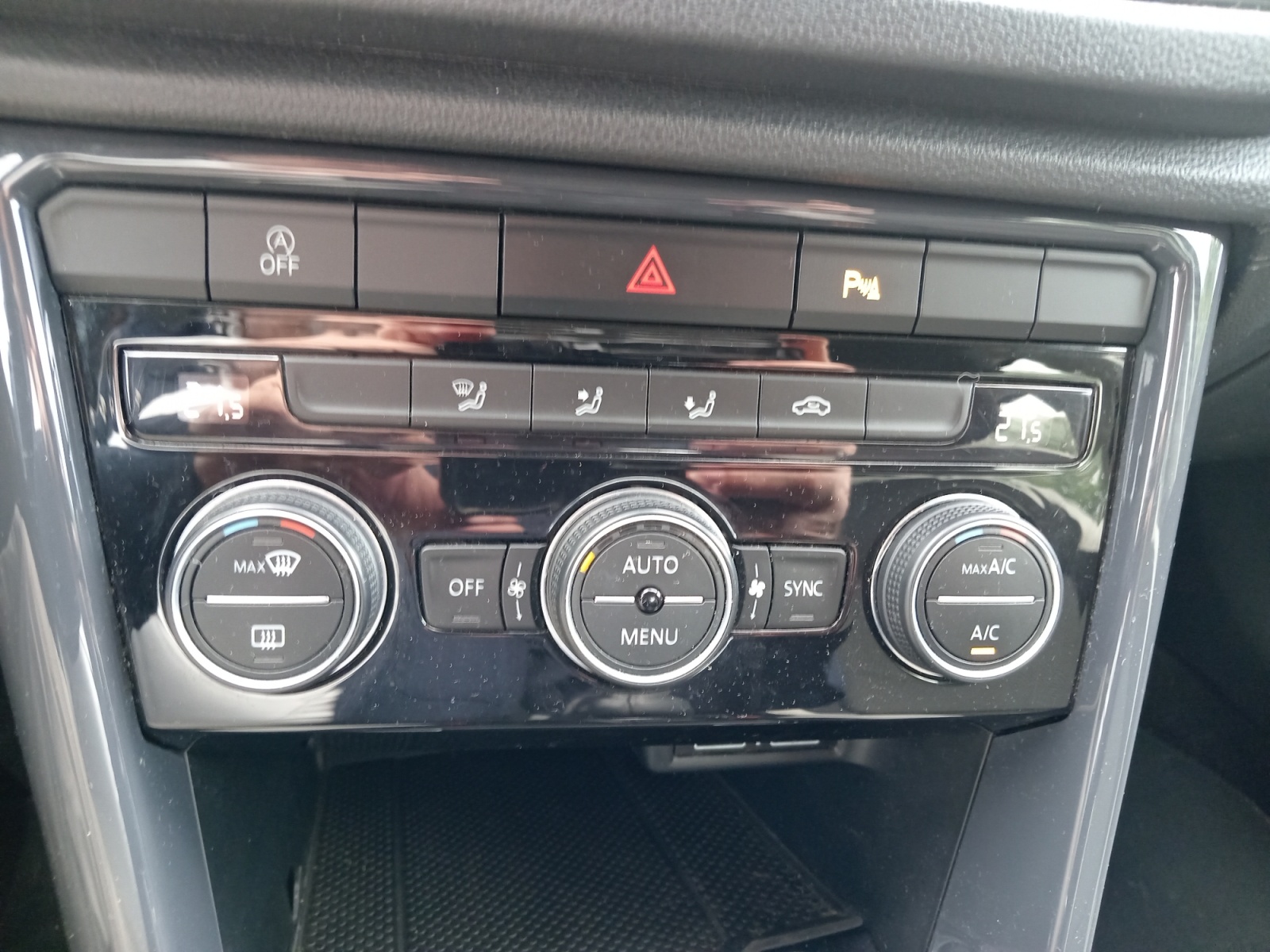 Volkswagen T-Roc 23