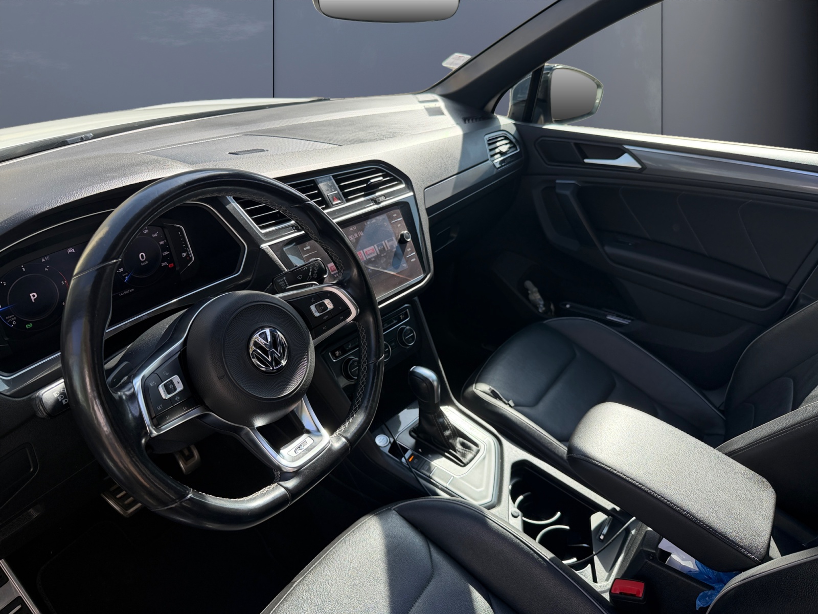Volkswagen Tiguan 8