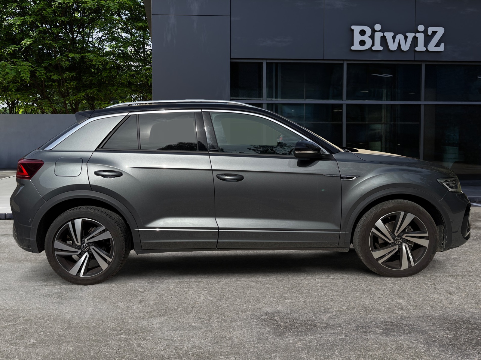 Volkswagen T-Roc 4