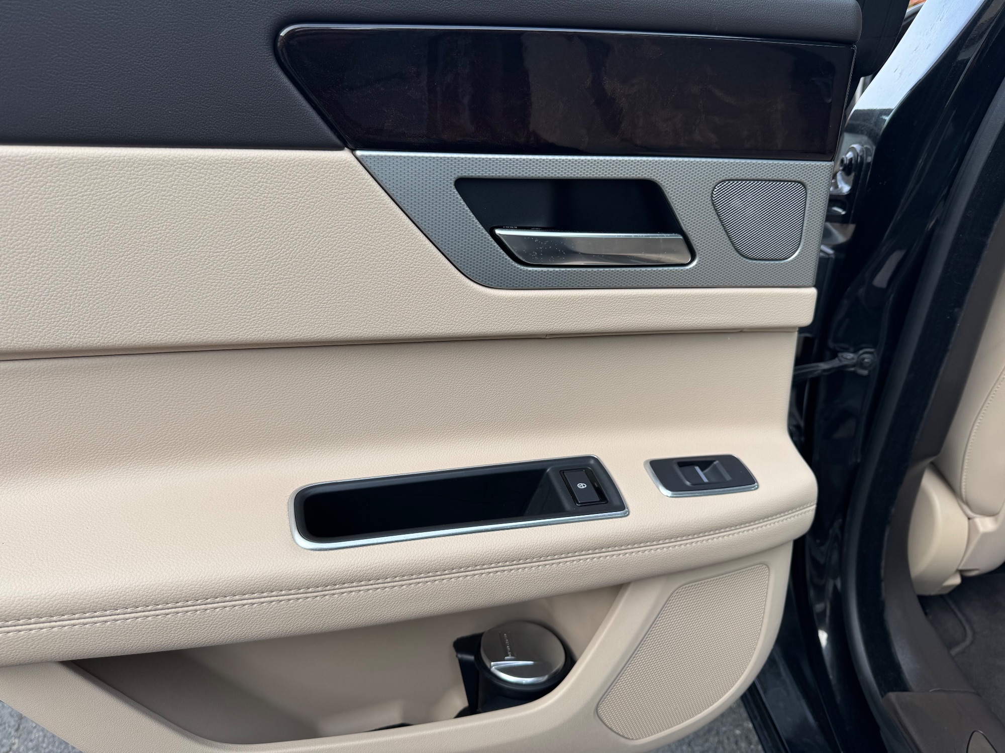 Jaguar Xf 36
