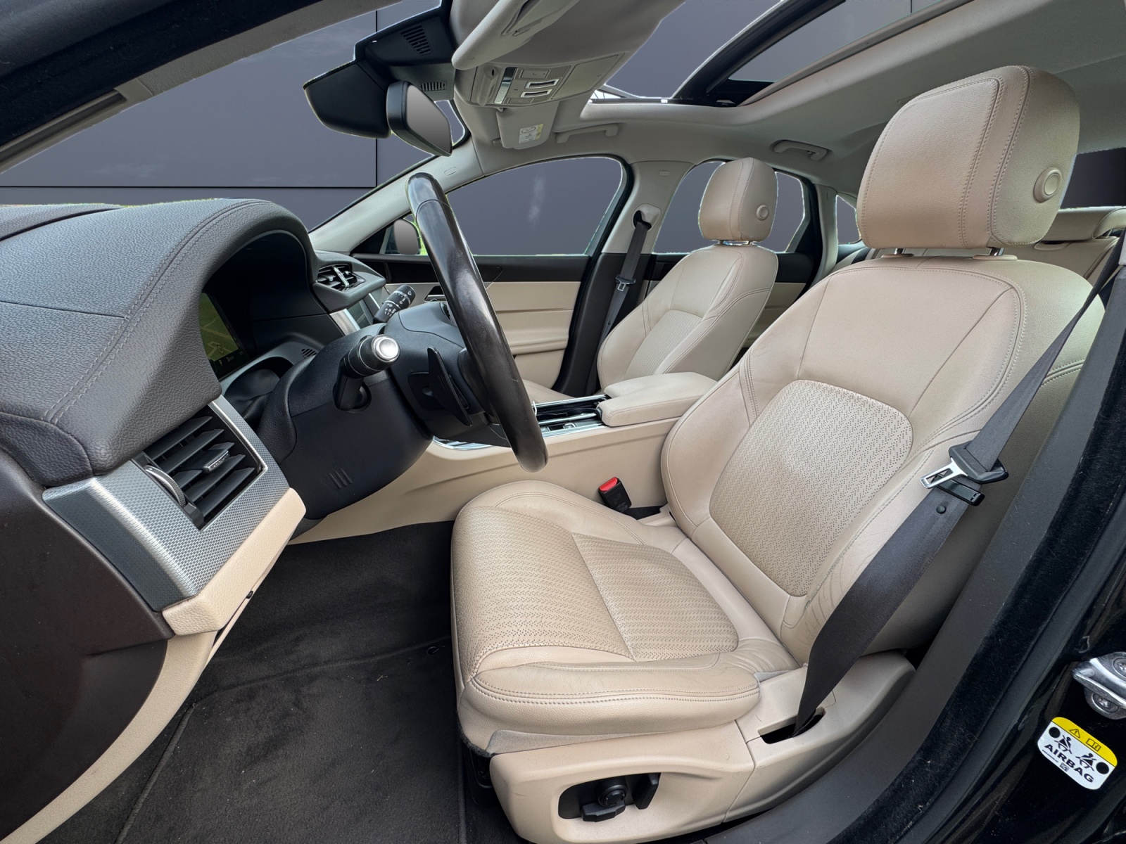 Jaguar Xf 9