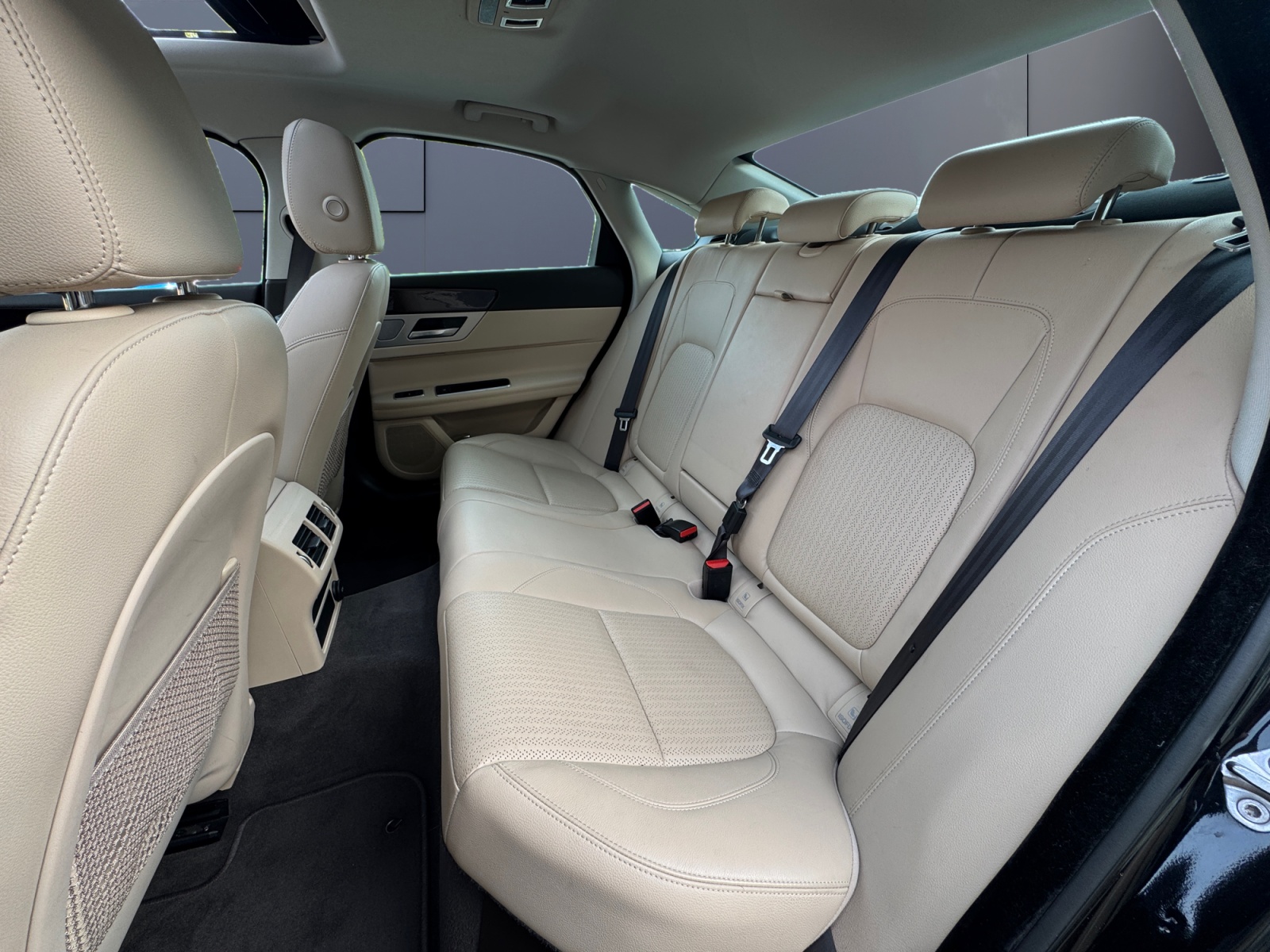 Jaguar Xf 10