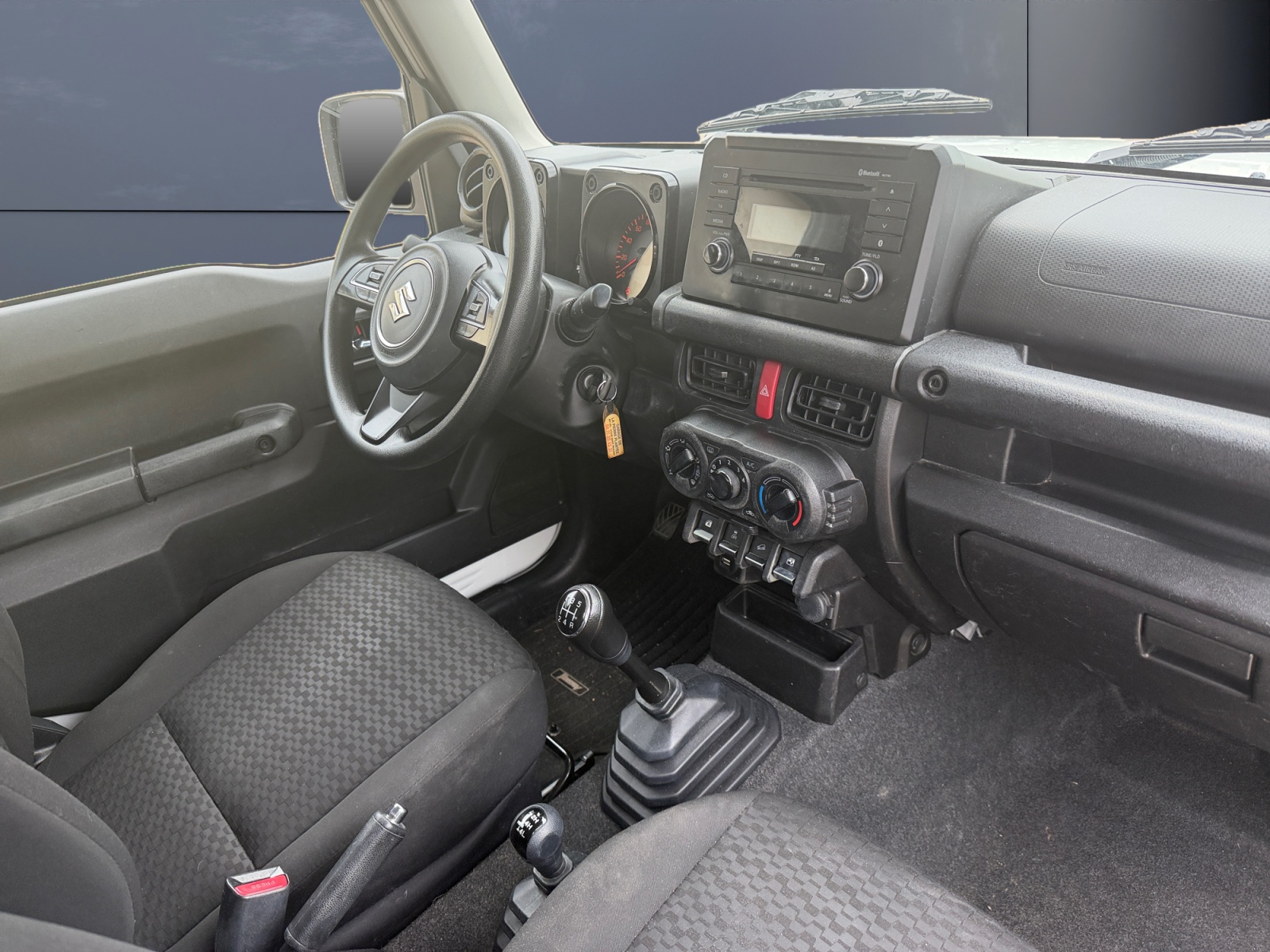 Suzuki Jimny 12