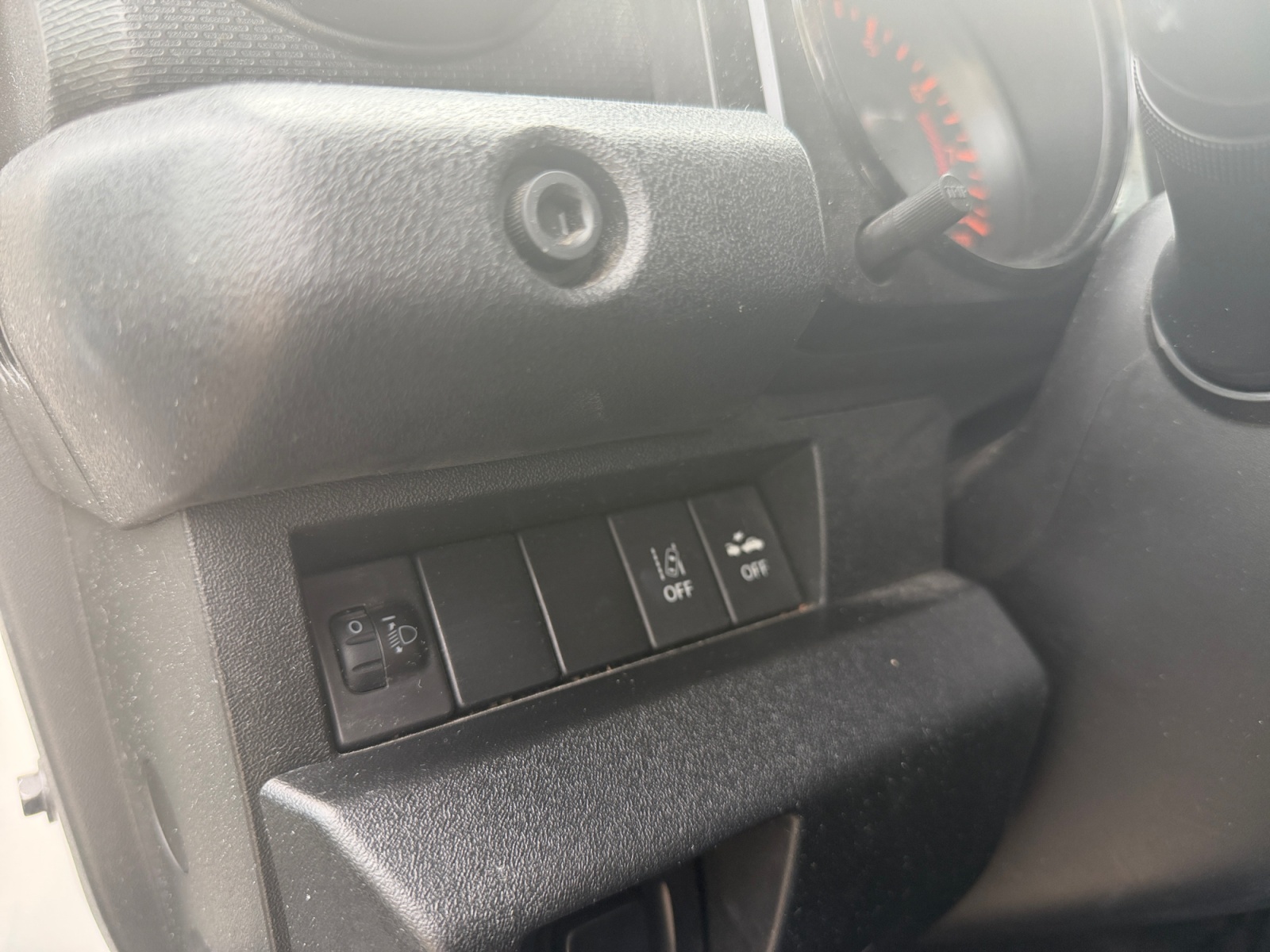 Suzuki Jimny 17