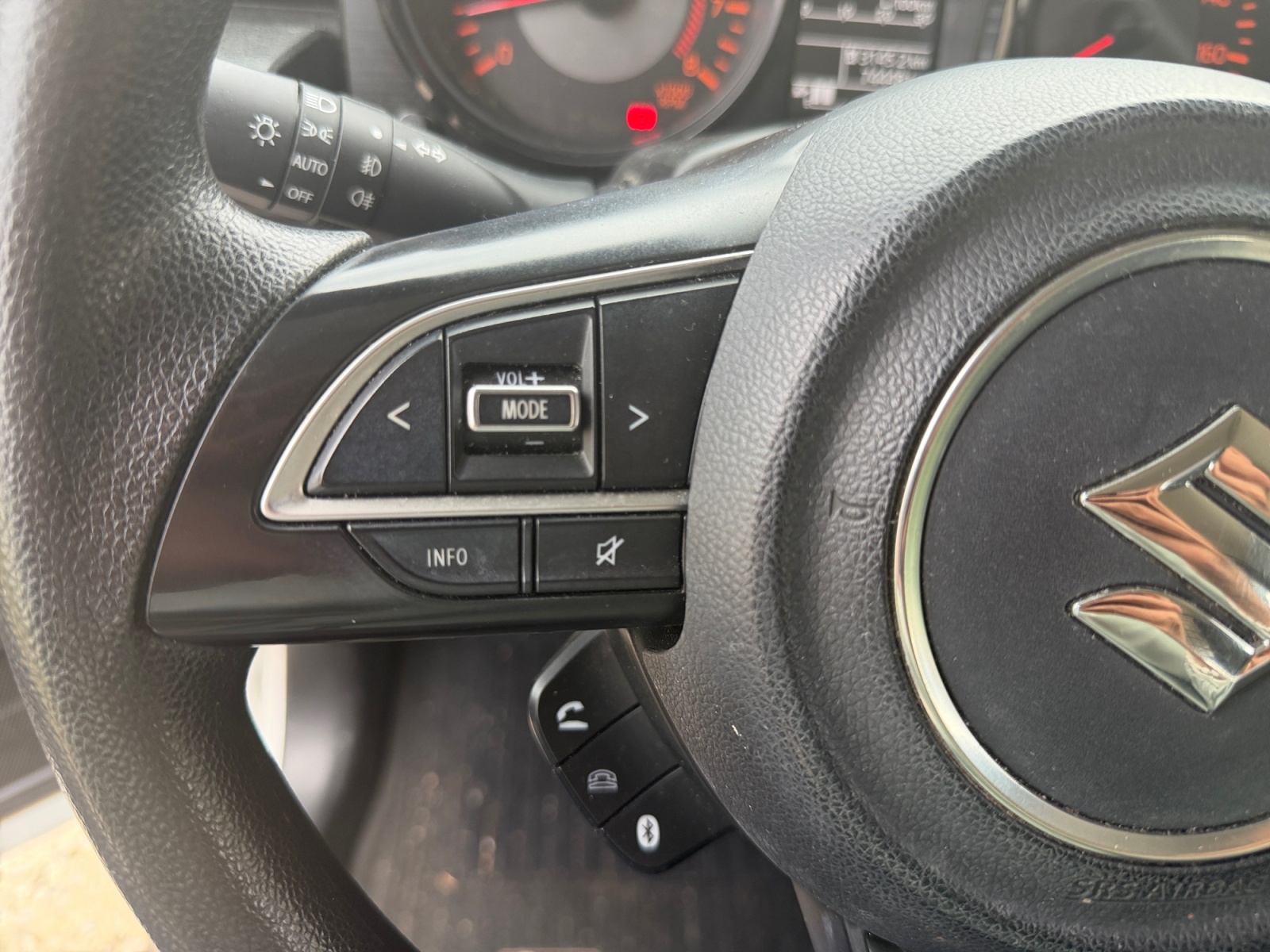 Suzuki Jimny 18