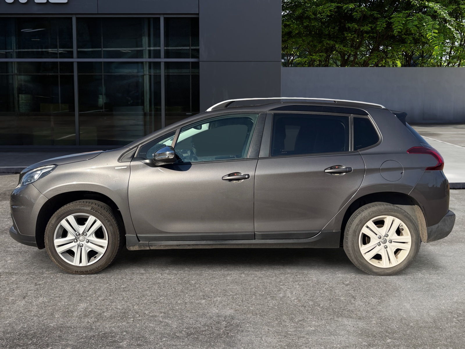 Peugeot 2008 1