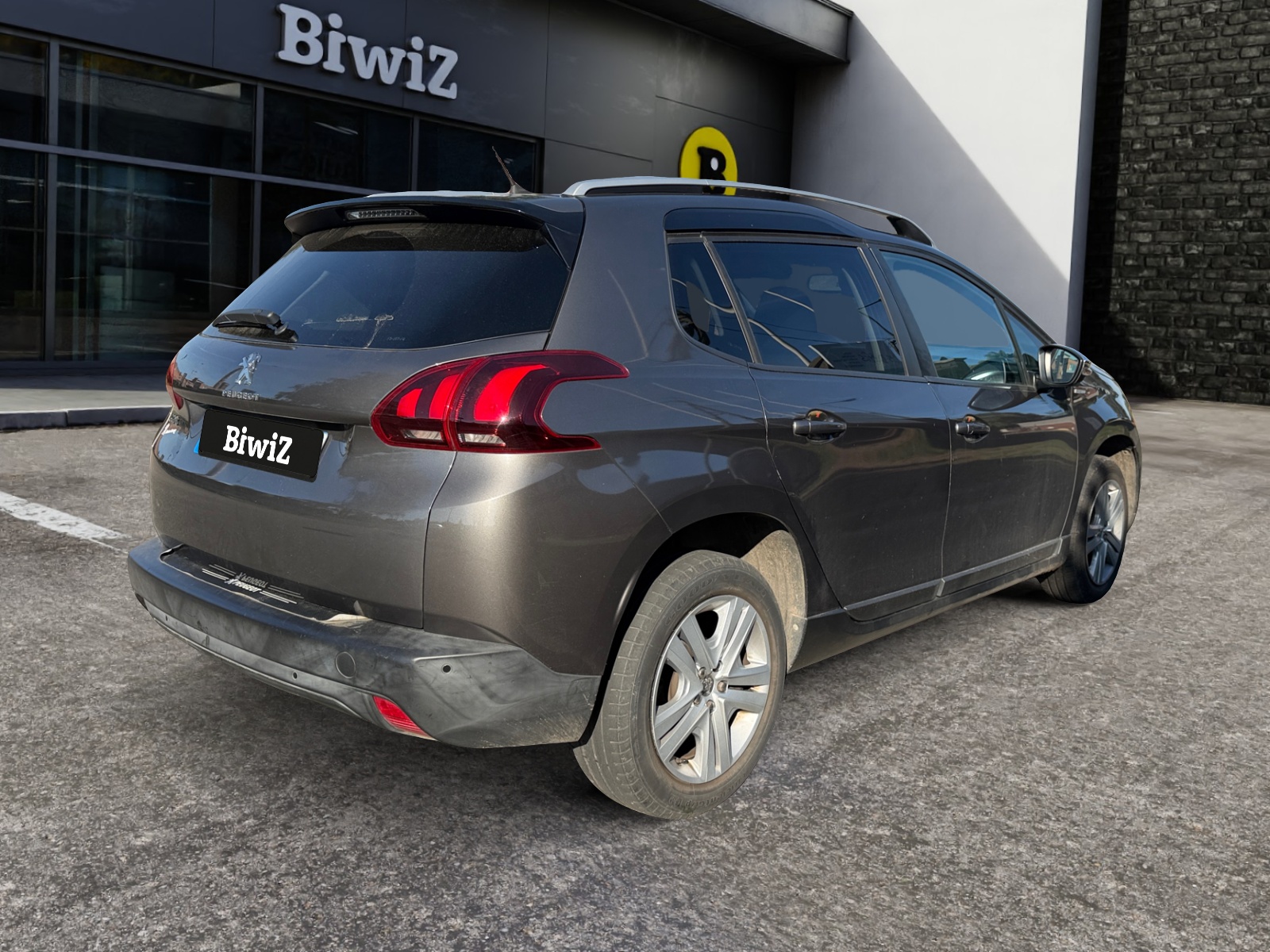 Peugeot 2008 4