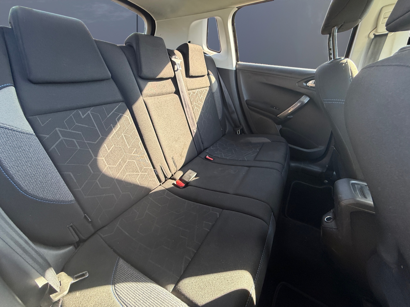 Peugeot 2008 11